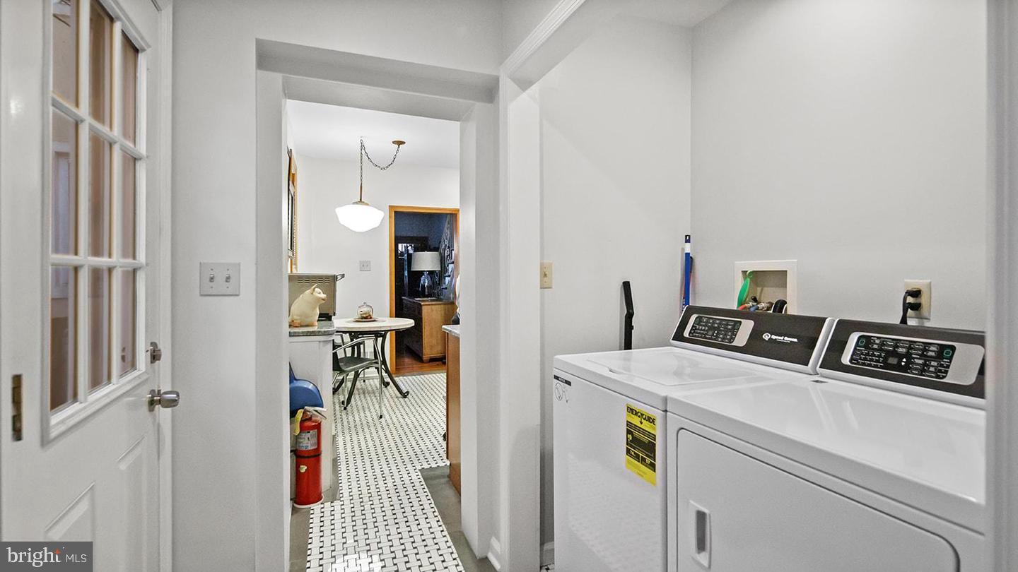 PHILADELPHIA - Residential