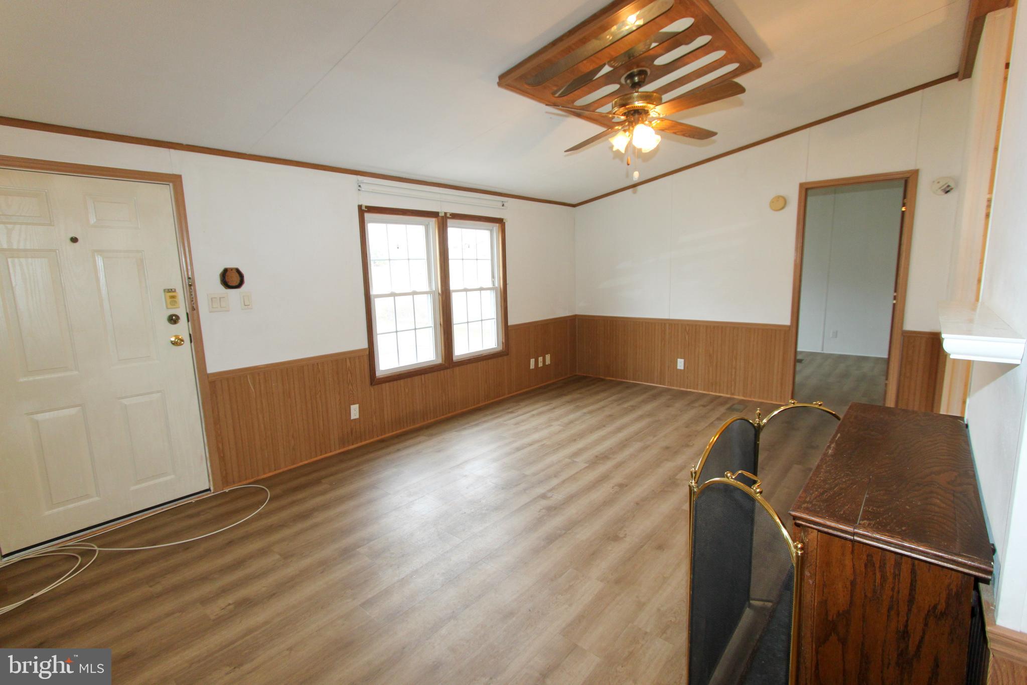 CITY OF CHARLES TOWN - Residential Lease