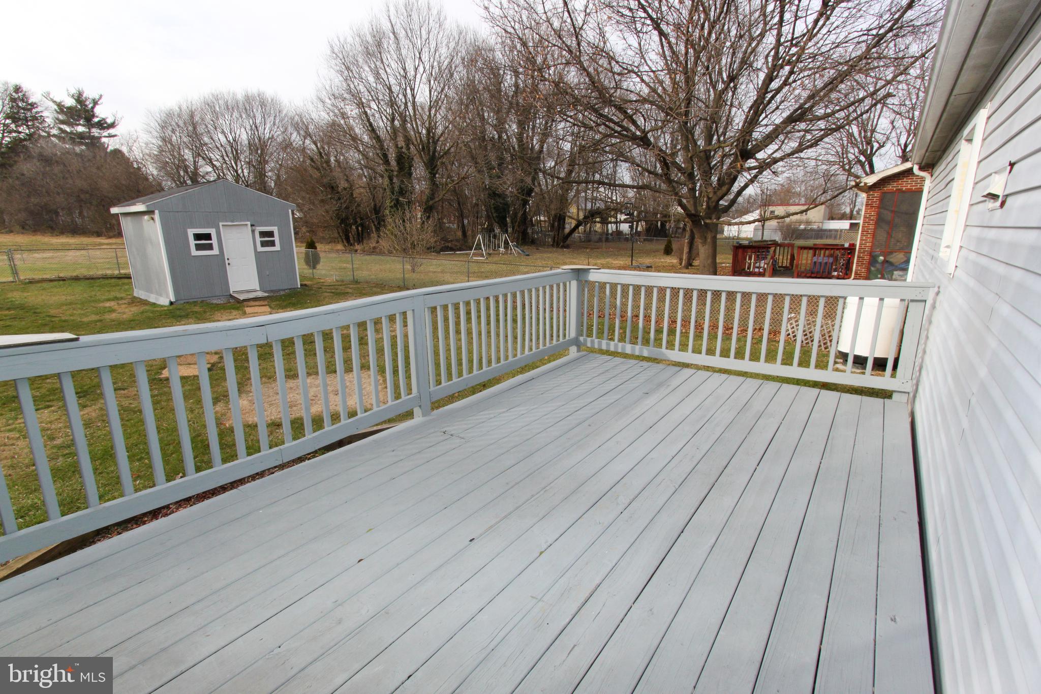 CITY OF CHARLES TOWN - Residential Lease