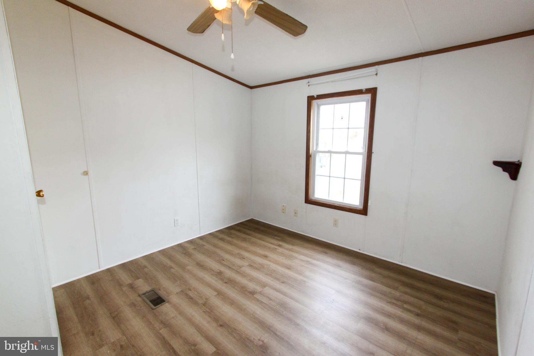 CITY OF CHARLES TOWN - Residential Lease