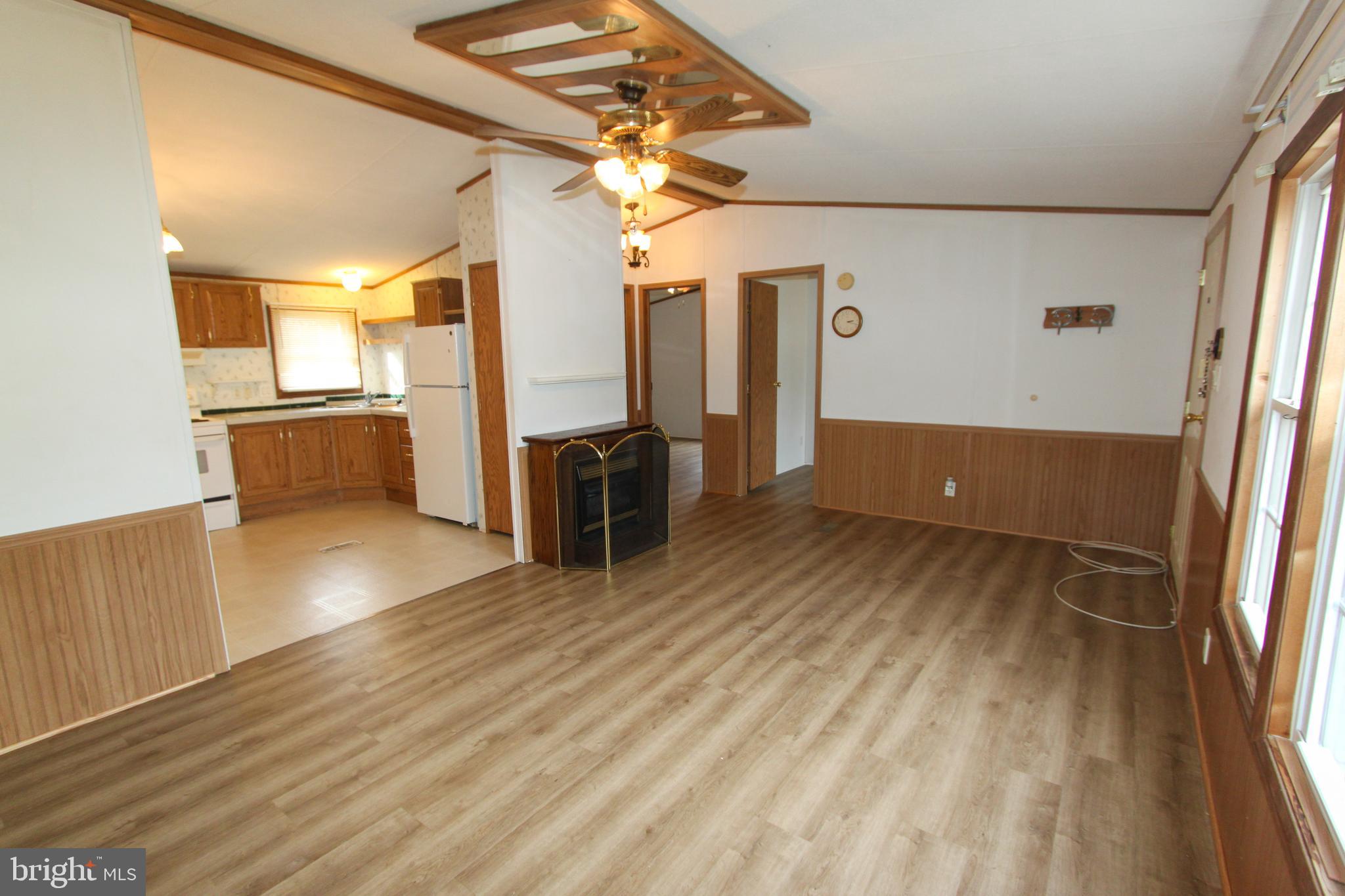 CITY OF CHARLES TOWN - Residential Lease