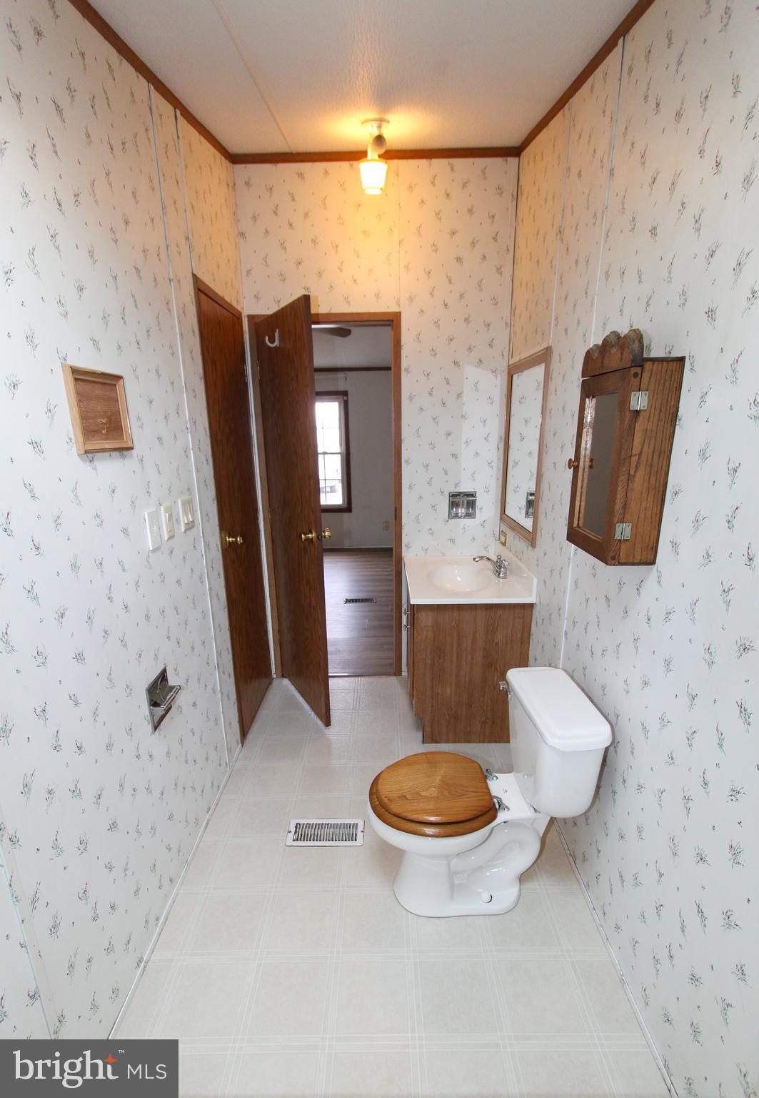 CITY OF CHARLES TOWN - Residential Lease