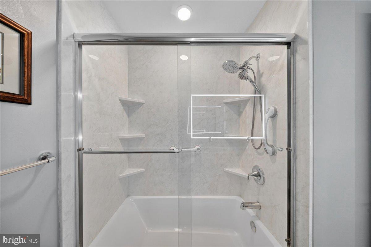 DEERFIELD NORTH - Residential