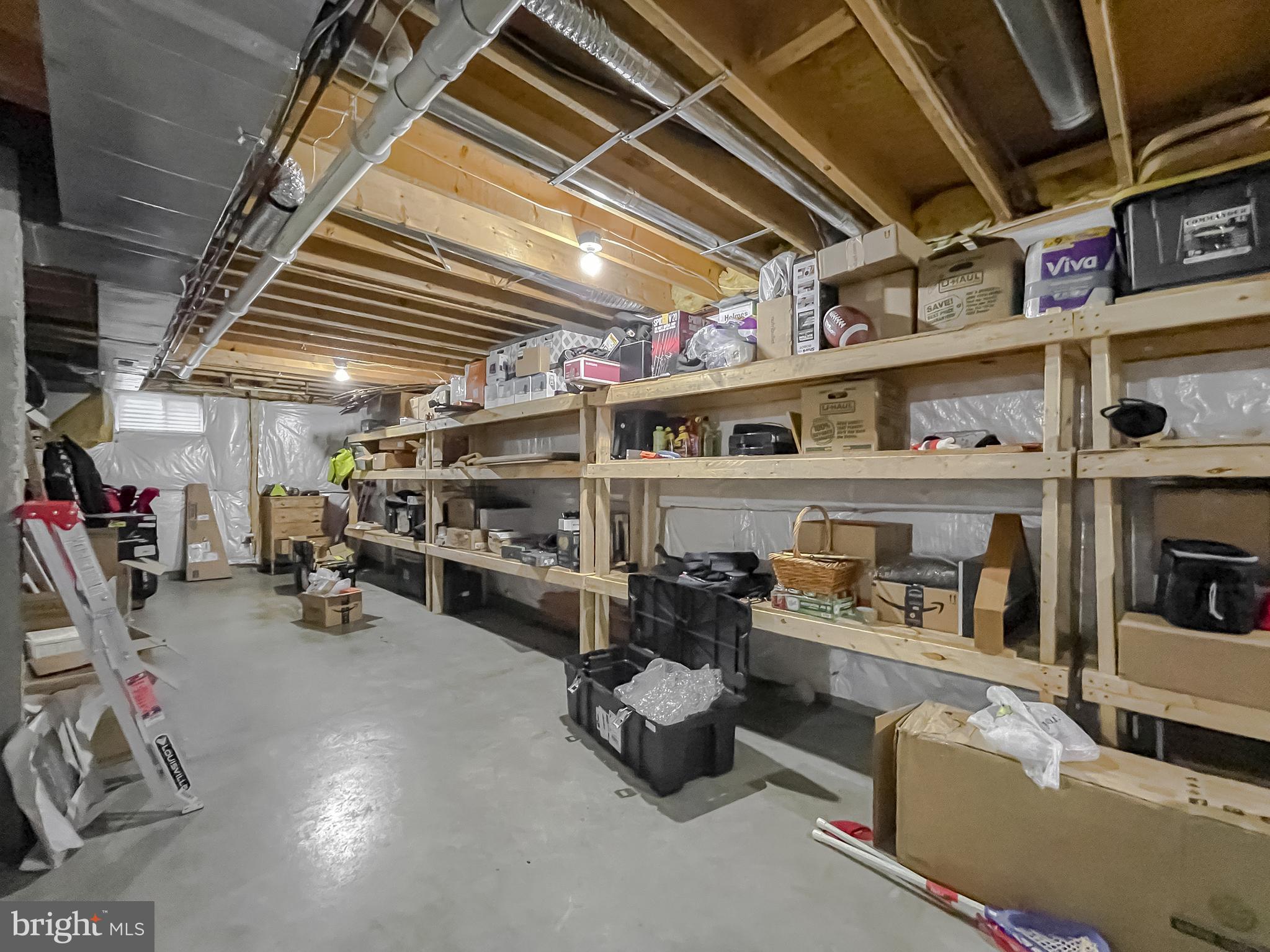 ACADEMY HILLS - Residential Lease