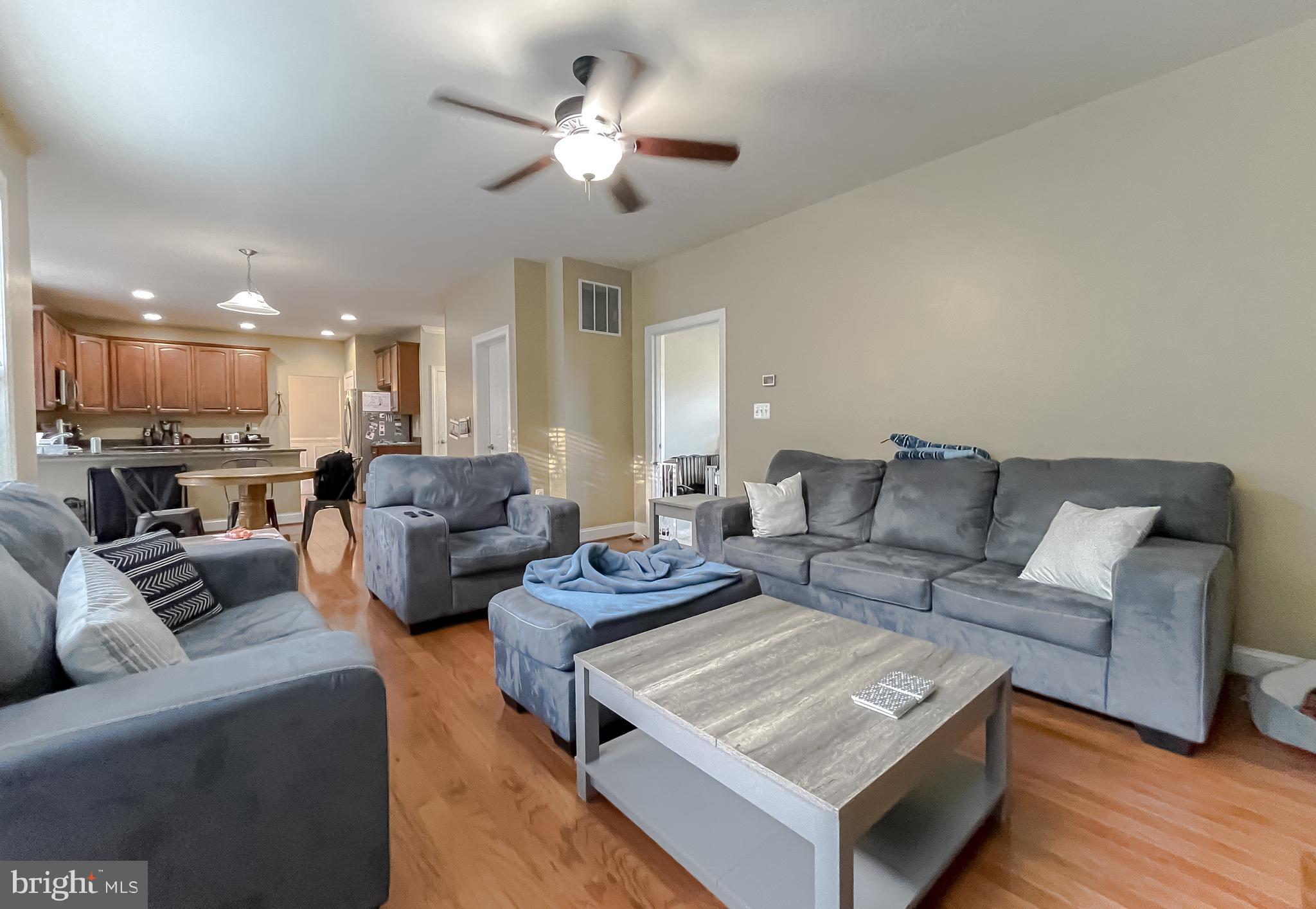 ACADEMY HILLS - Residential Lease