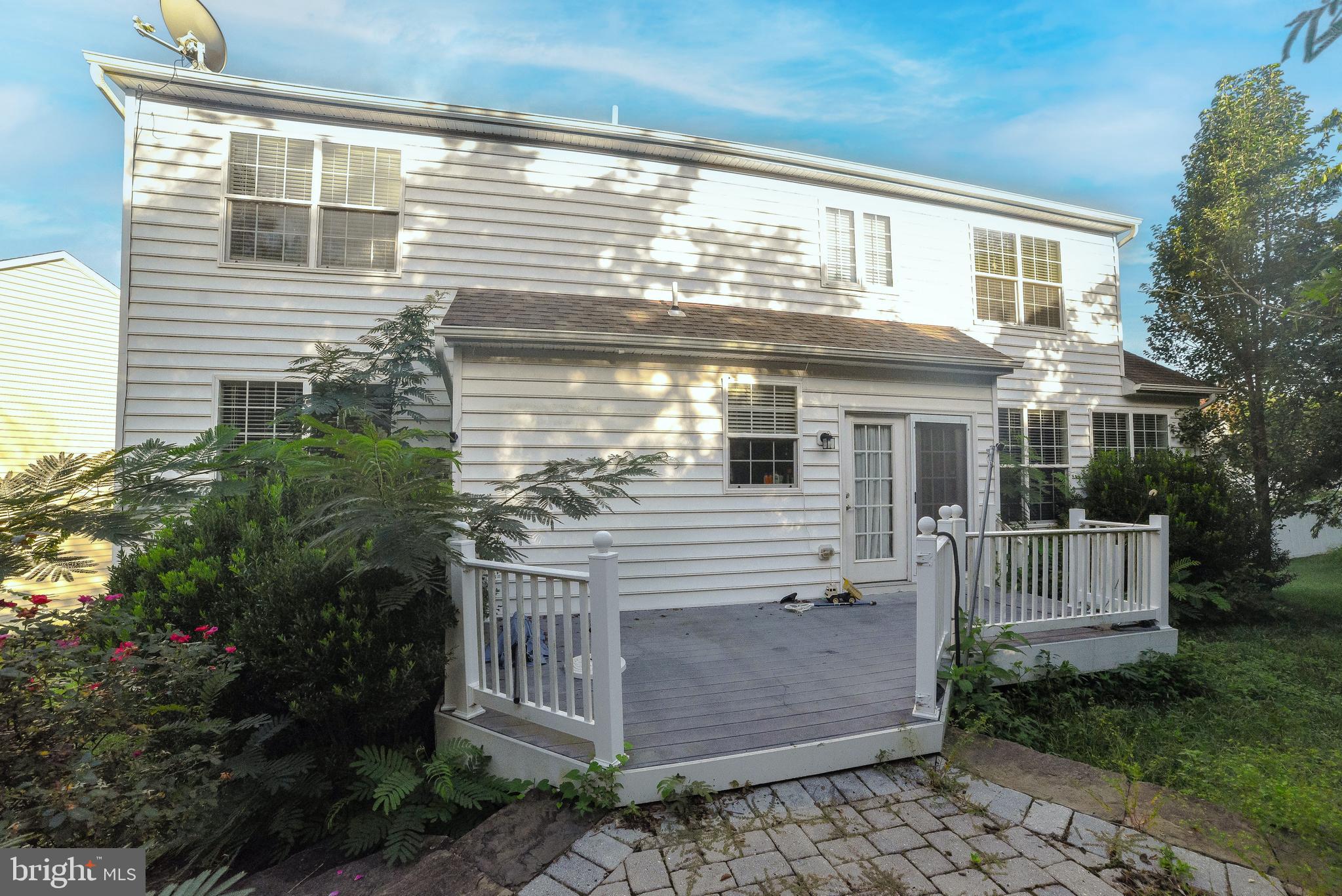 ACADEMY HILLS - Residential Lease