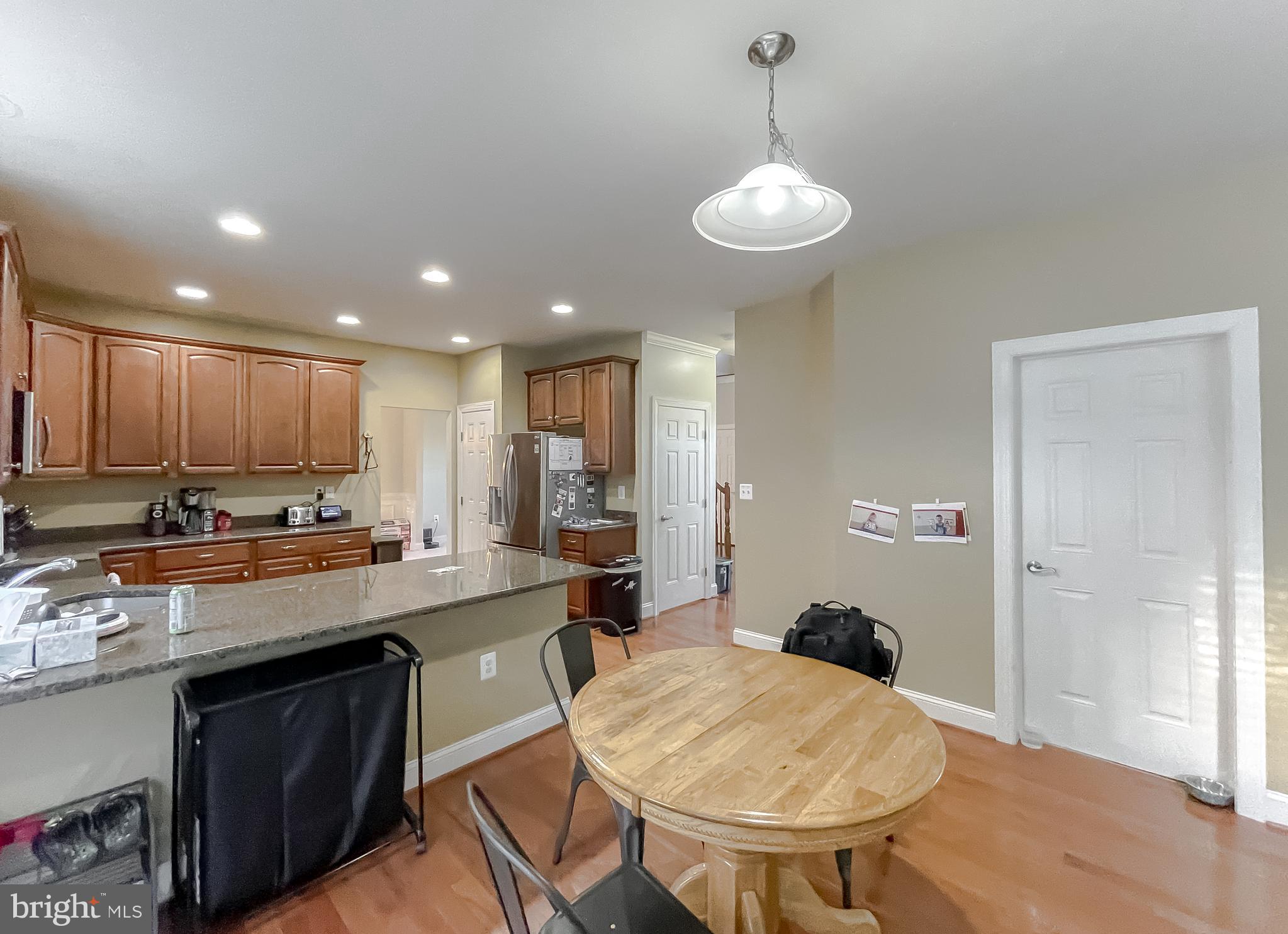 ACADEMY HILLS - Residential Lease