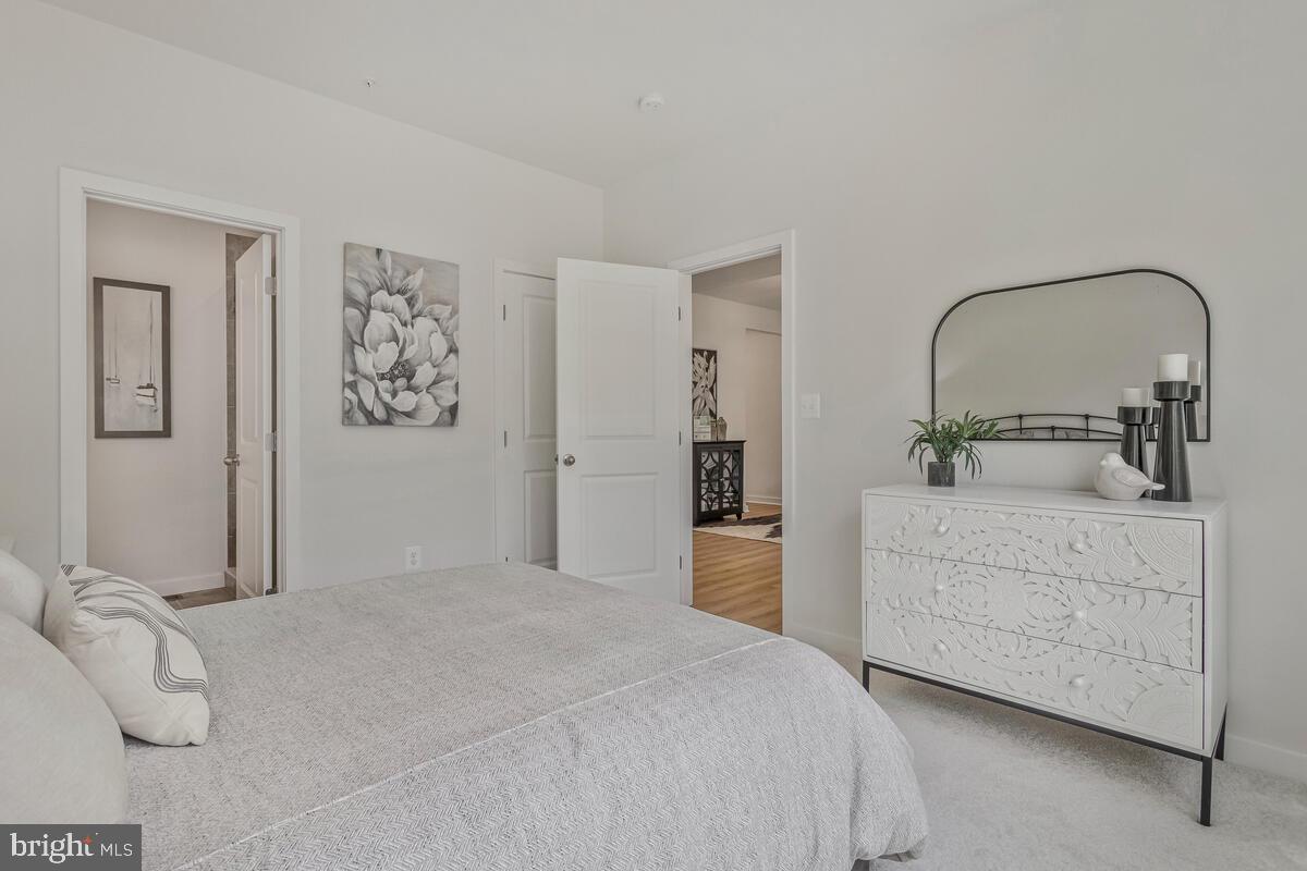 AVALON SHORES - Residential