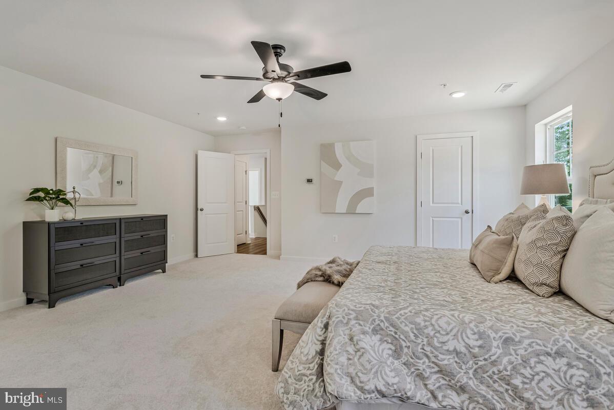 AVALON SHORES - Residential