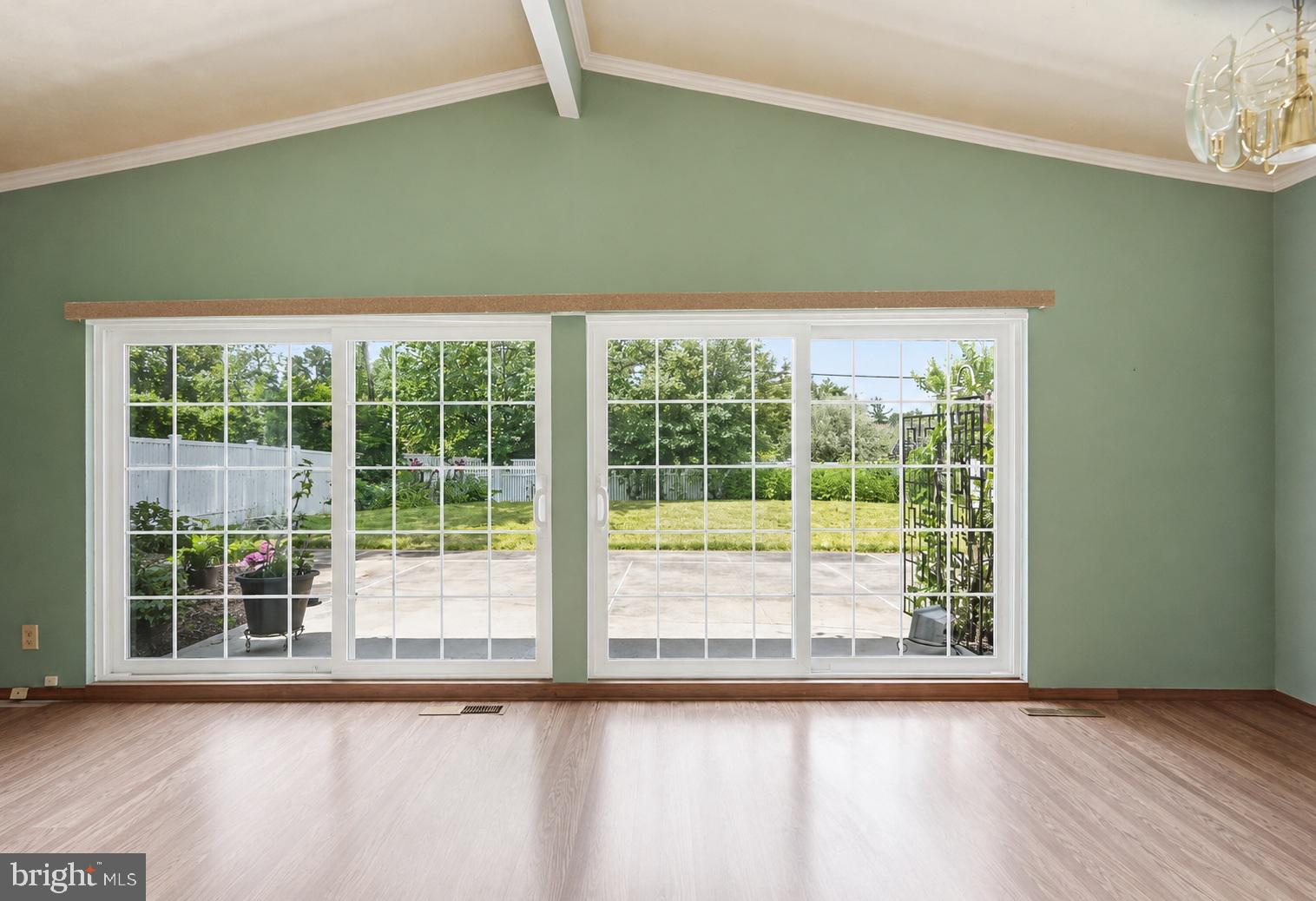 4765 BONNIE BRAE ROAD