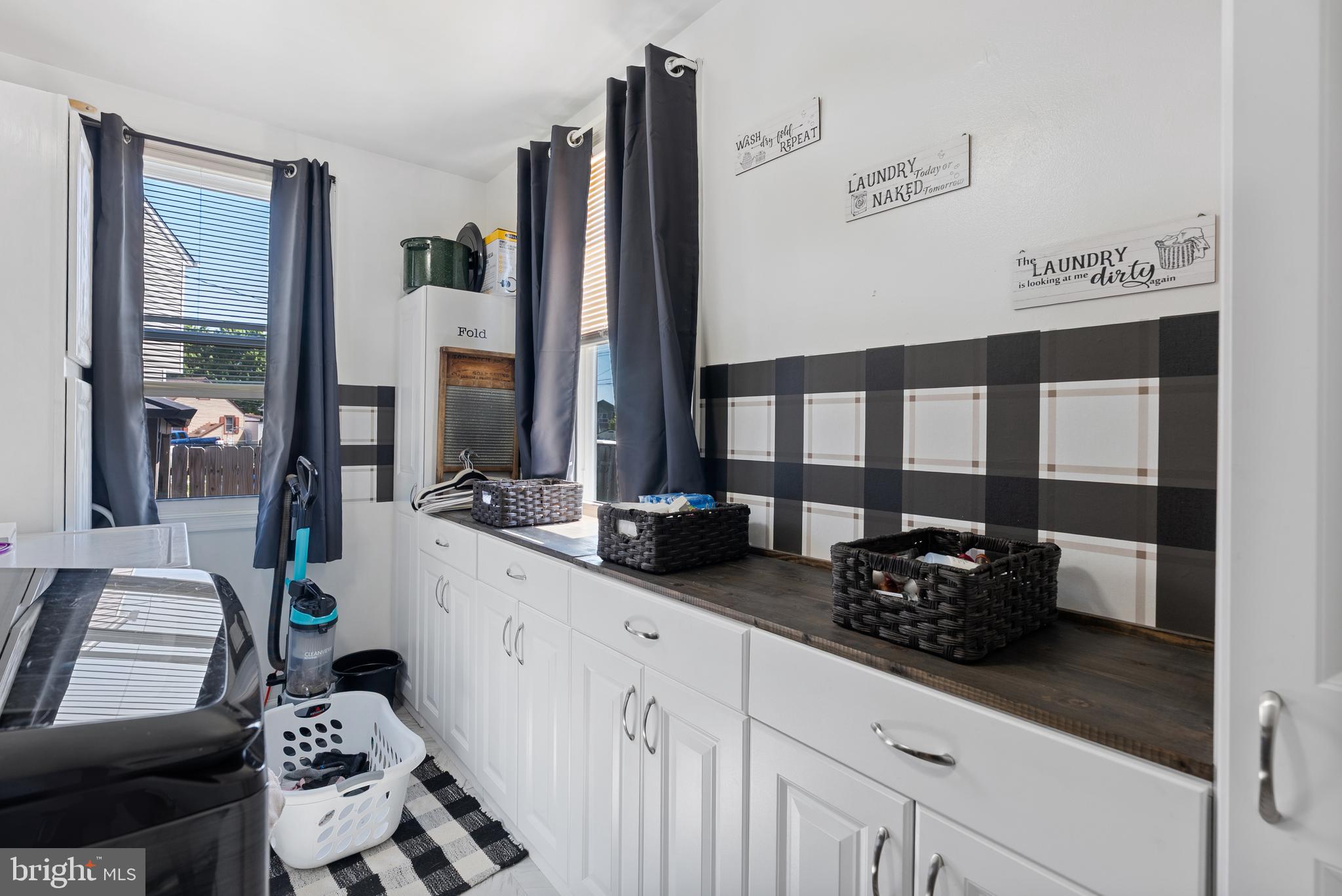 INVERNESS - Residential