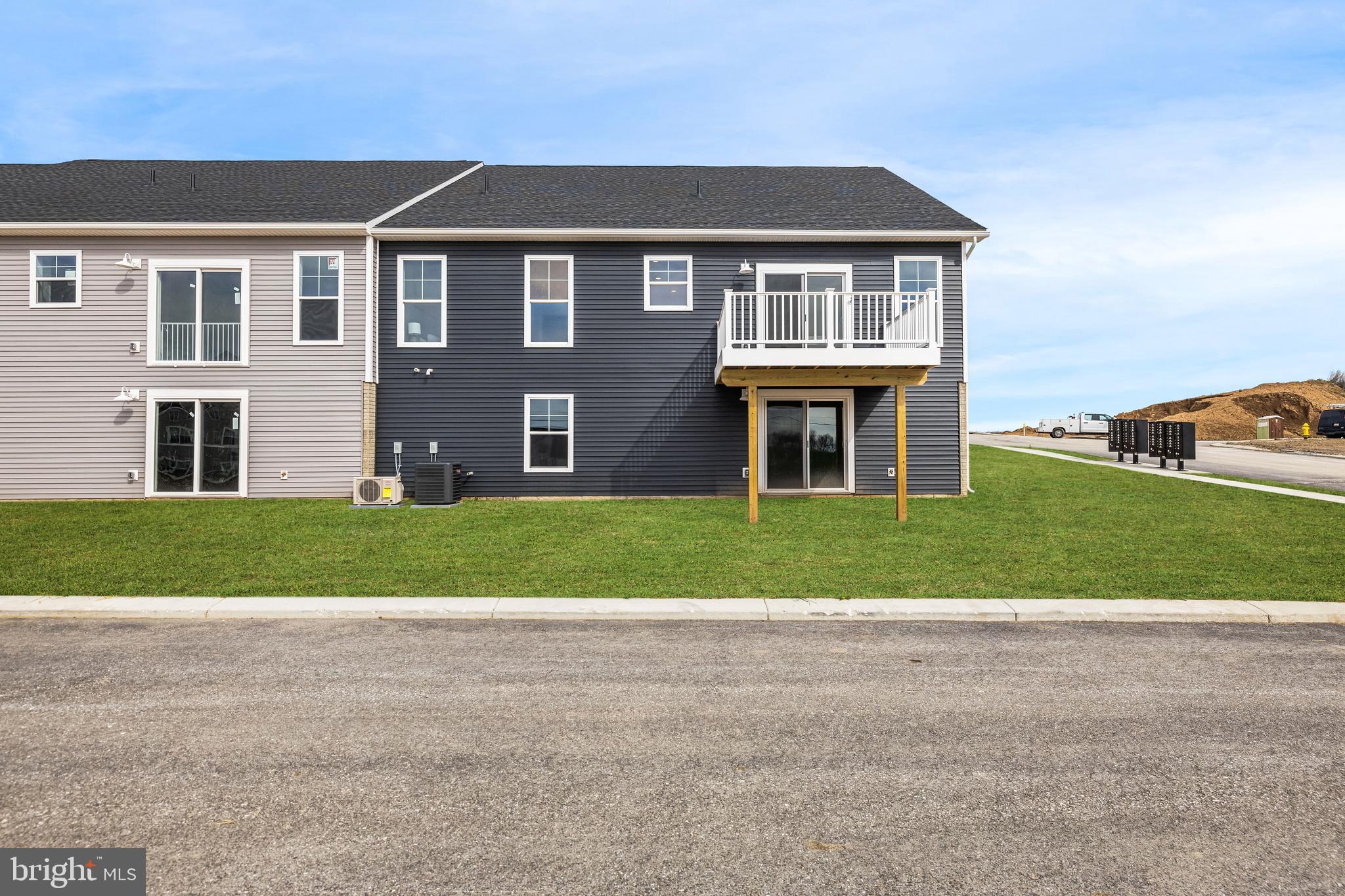 BELMONT RIDGE - Residential