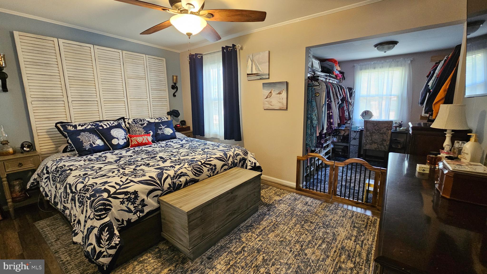 HOLIDAY BEACH - Residential