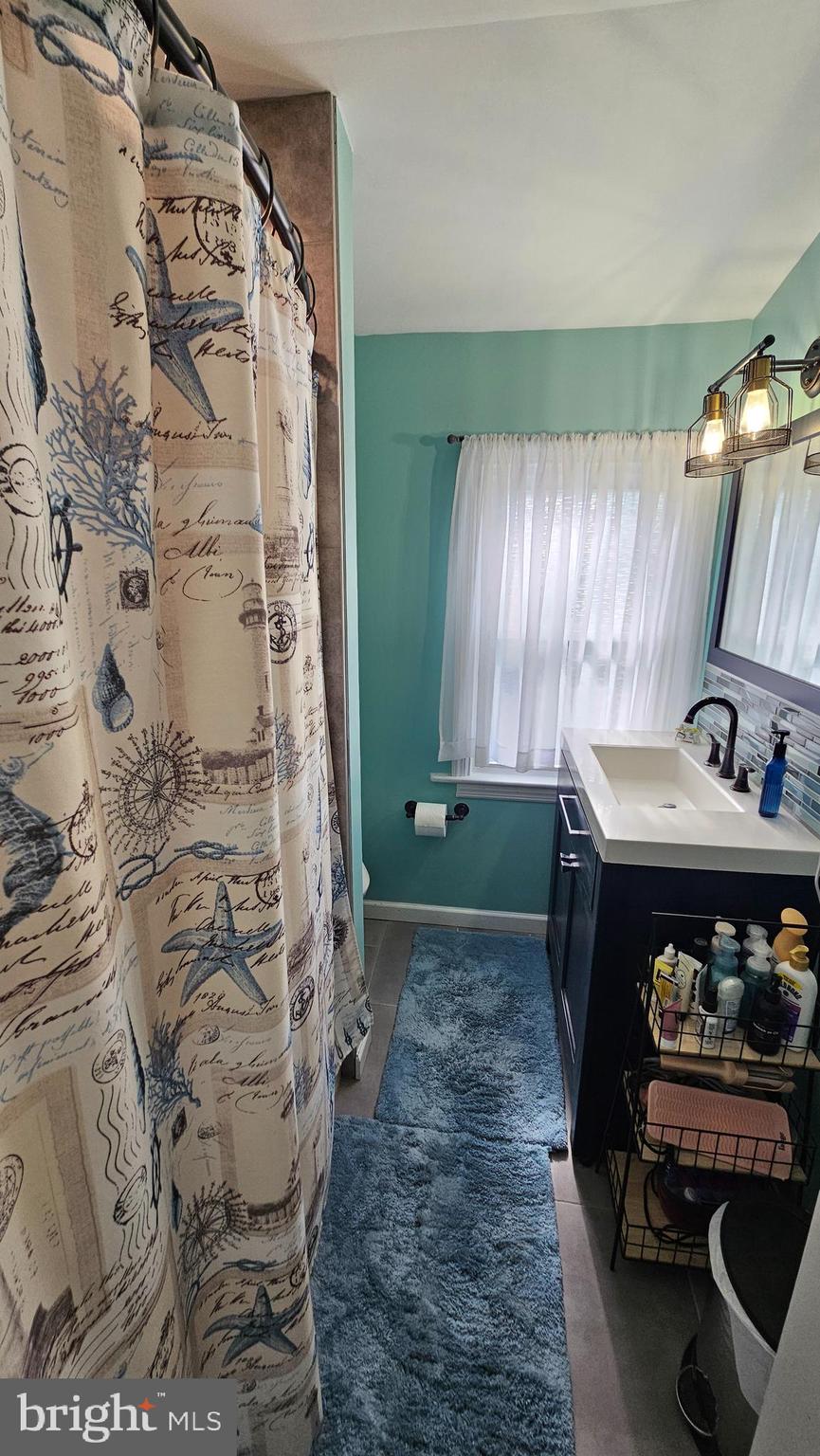 HOLIDAY BEACH - Residential