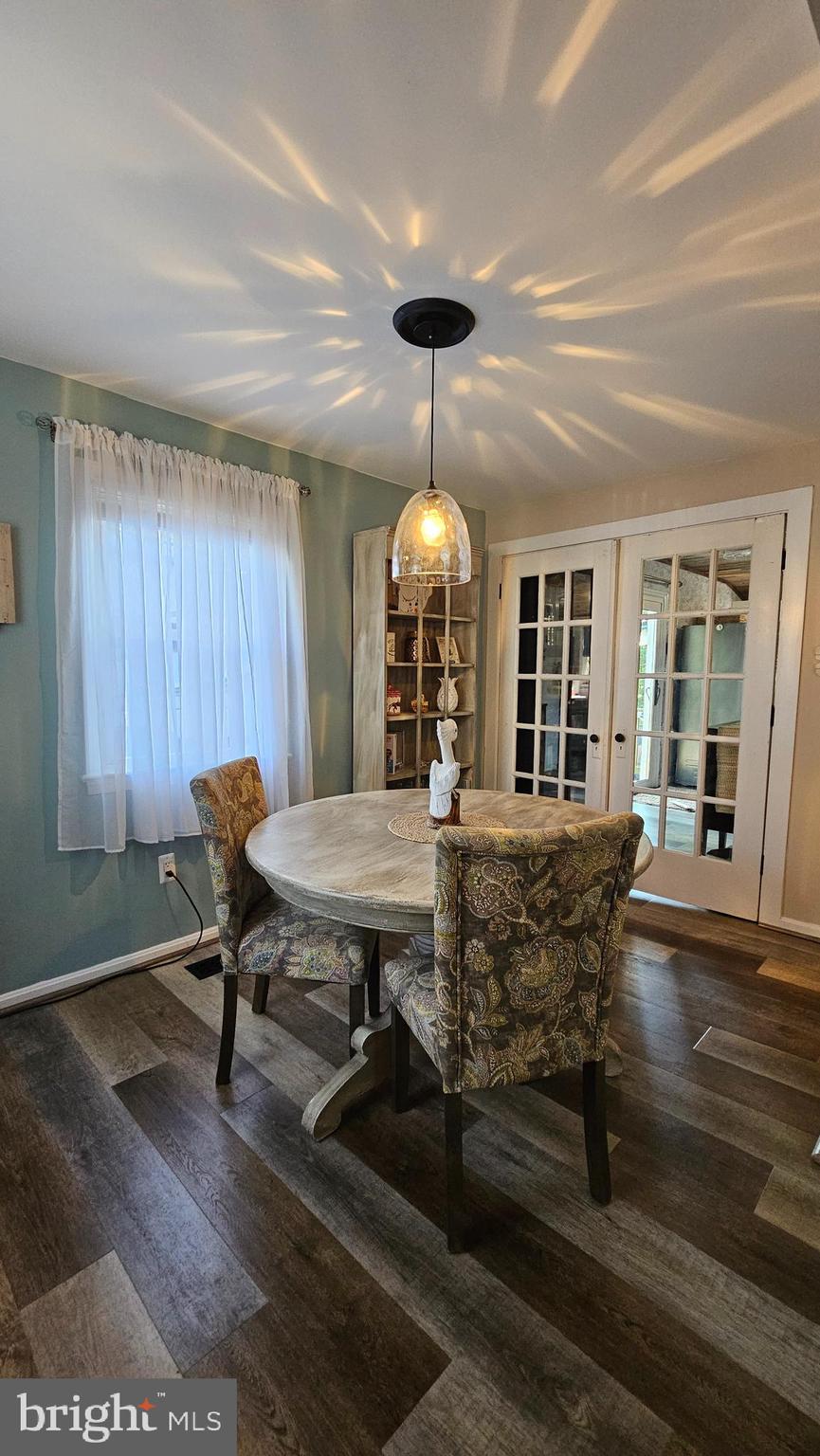 HOLIDAY BEACH - Residential