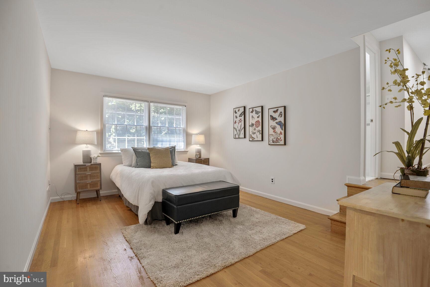 FALLS HILL - Residential