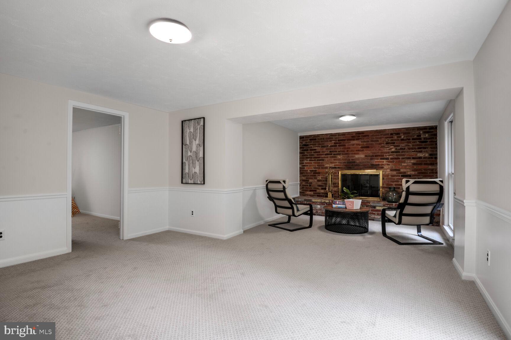 FALLS HILL - Residential