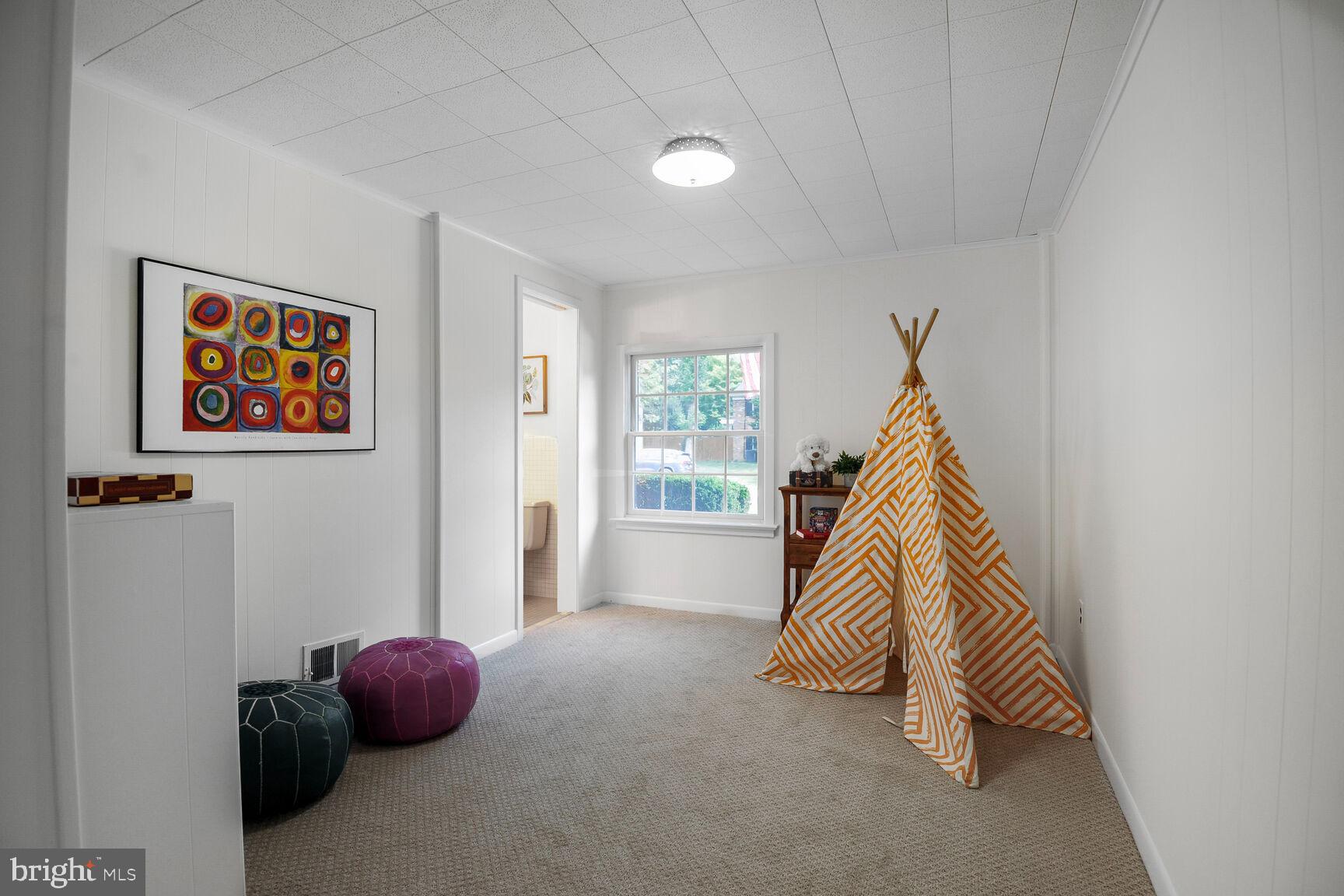 FALLS HILL - Residential