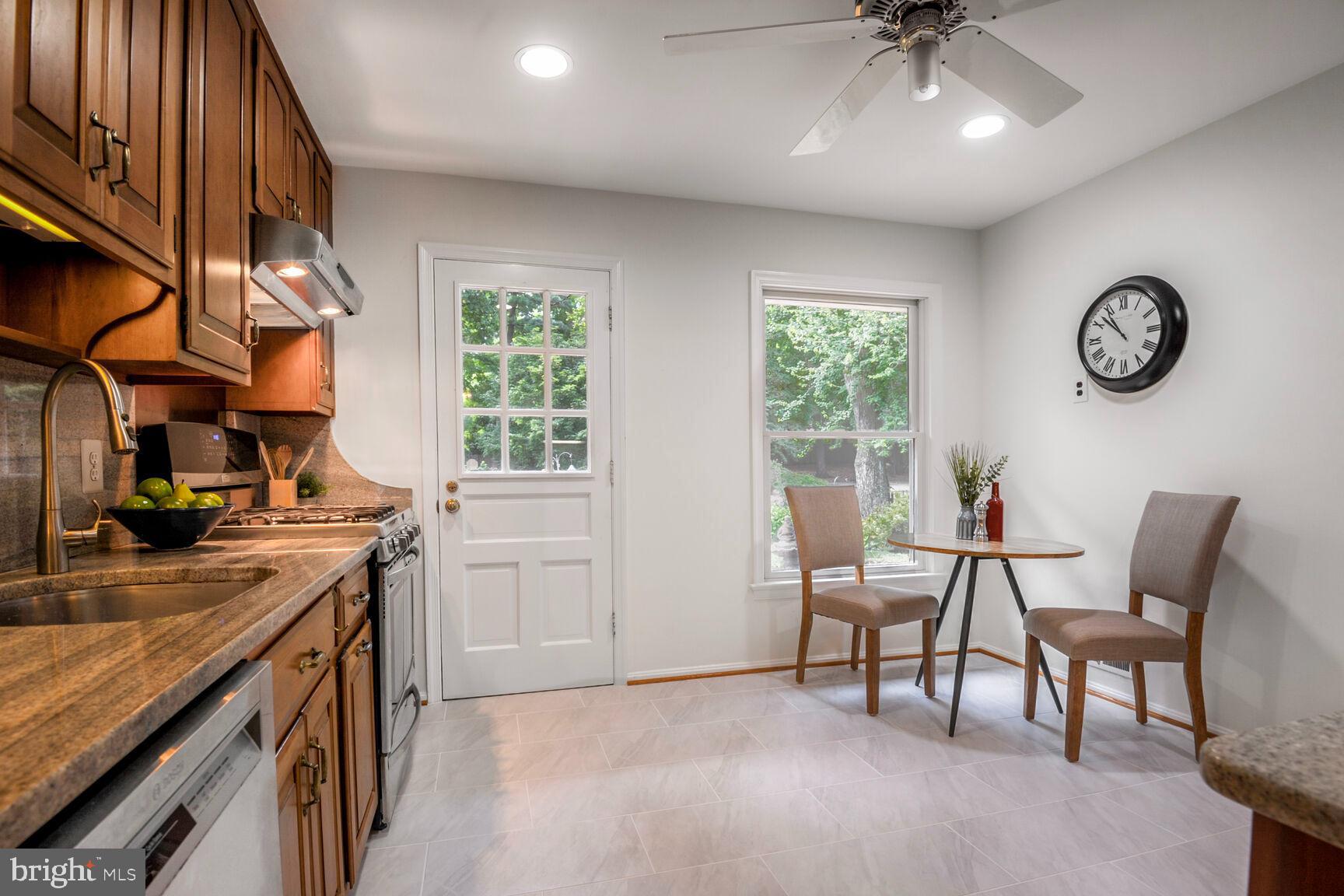 FALLS HILL - Residential