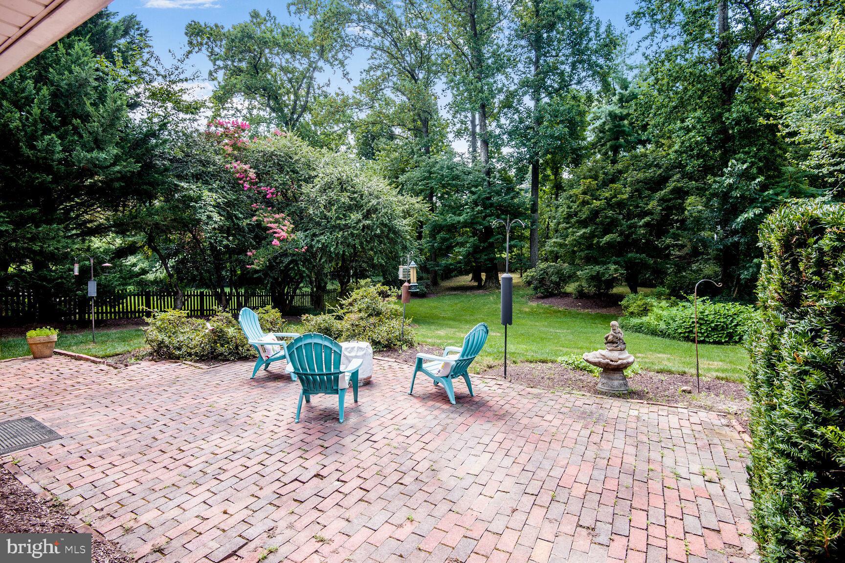 FALLS HILL - Residential