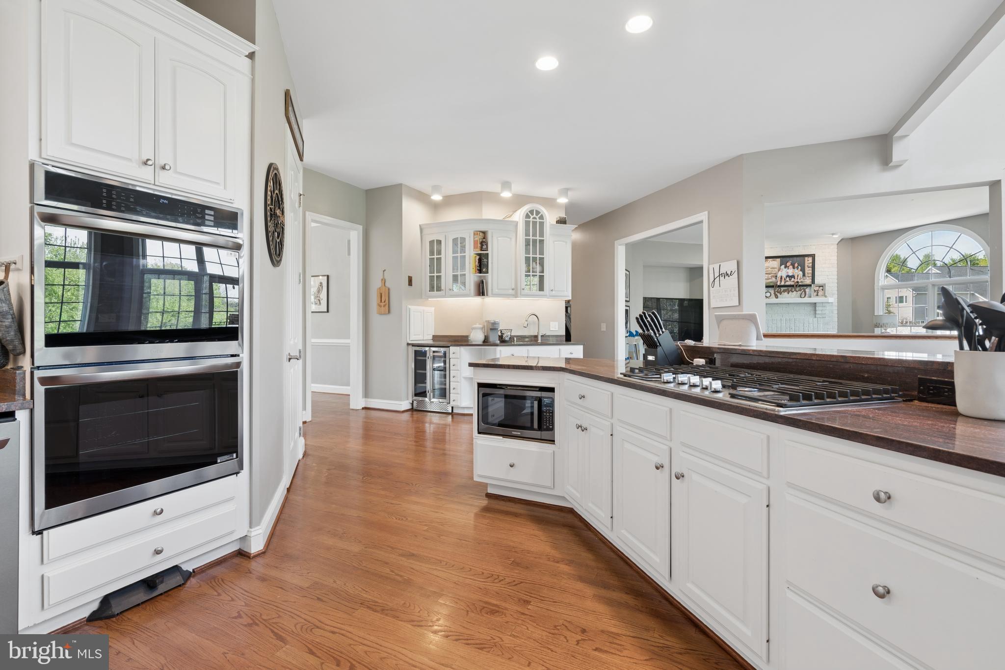 HOLLY HILLS - Residential