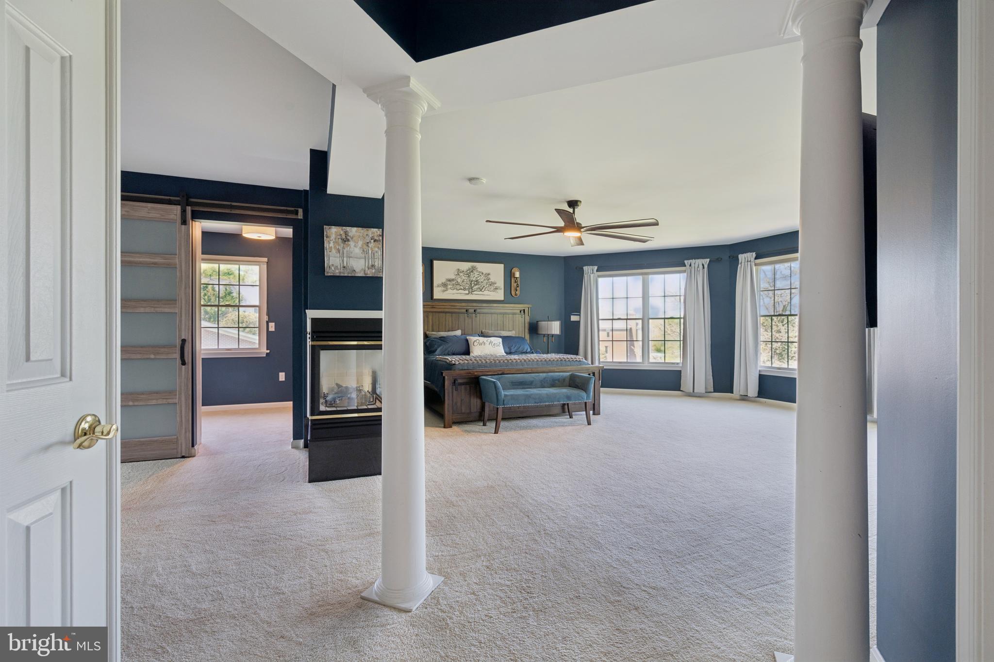 HOLLY HILLS - Residential