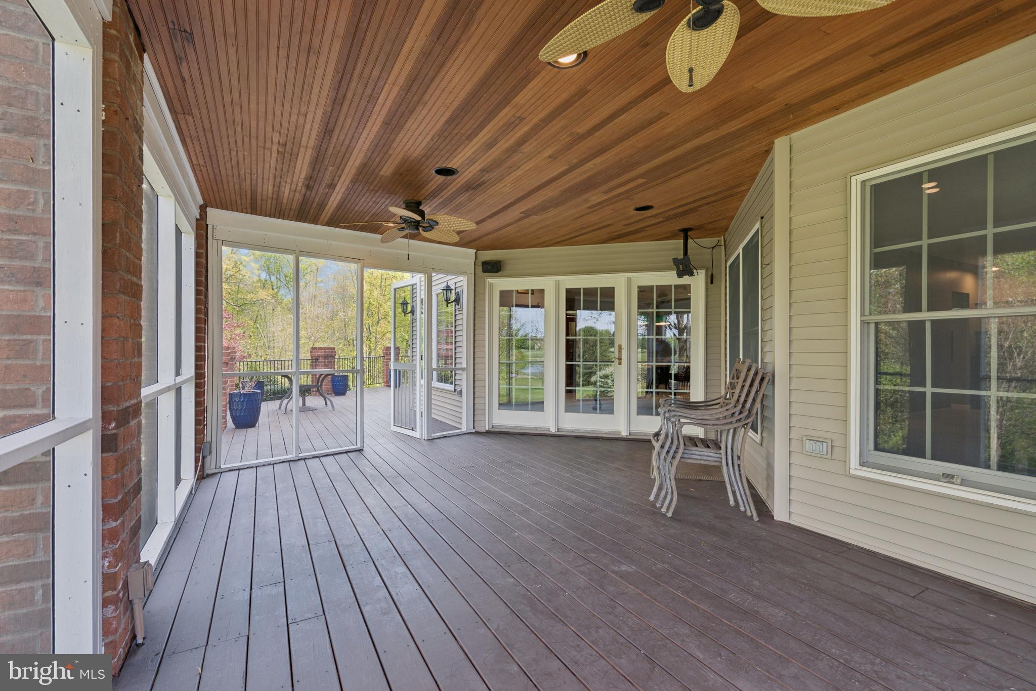 HOLLY HILLS - Residential