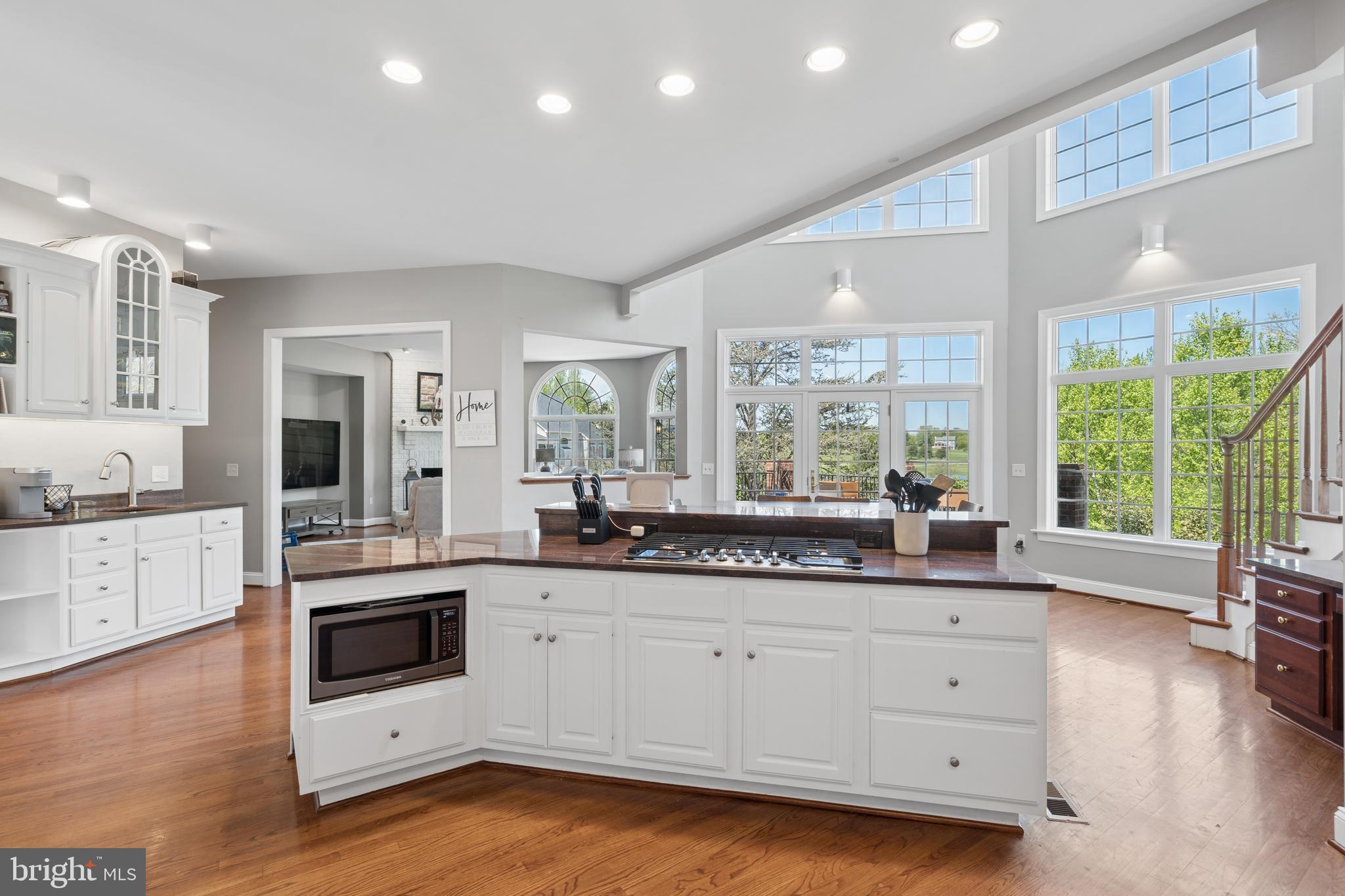 HOLLY HILLS - Residential