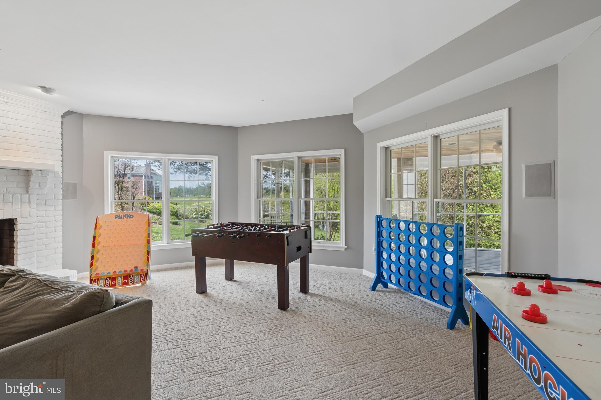 HOLLY HILLS - Residential