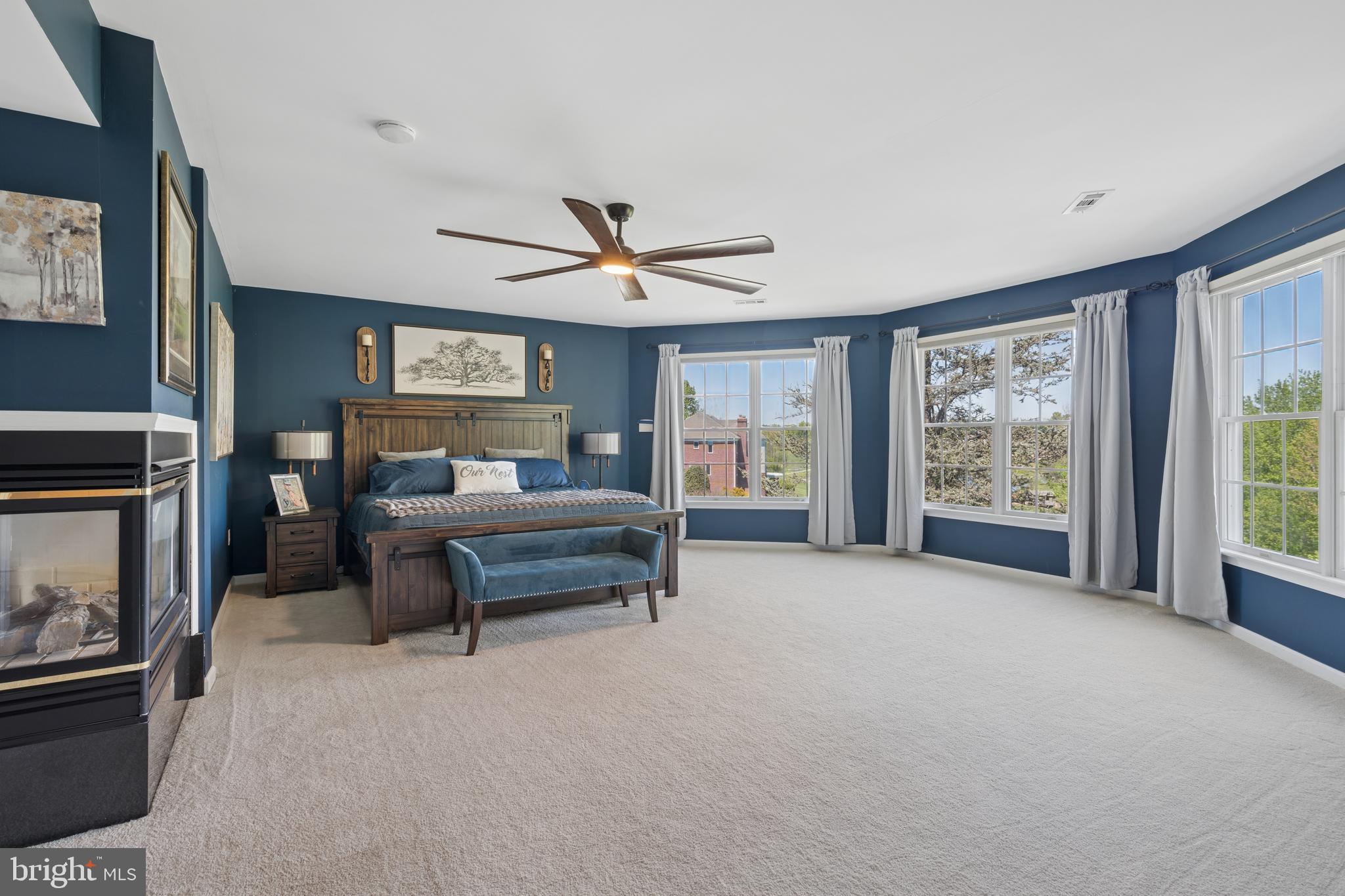 HOLLY HILLS - Residential