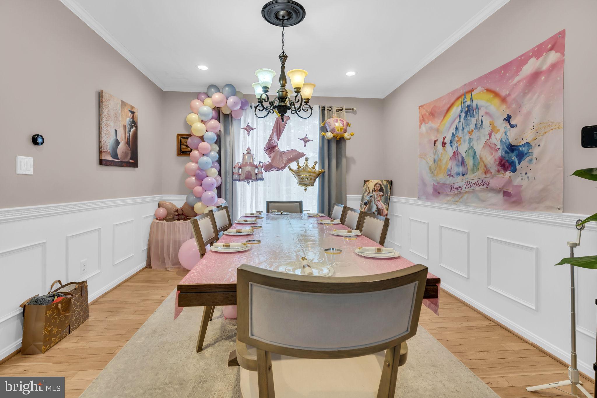 SOUTH RIDING - Residential