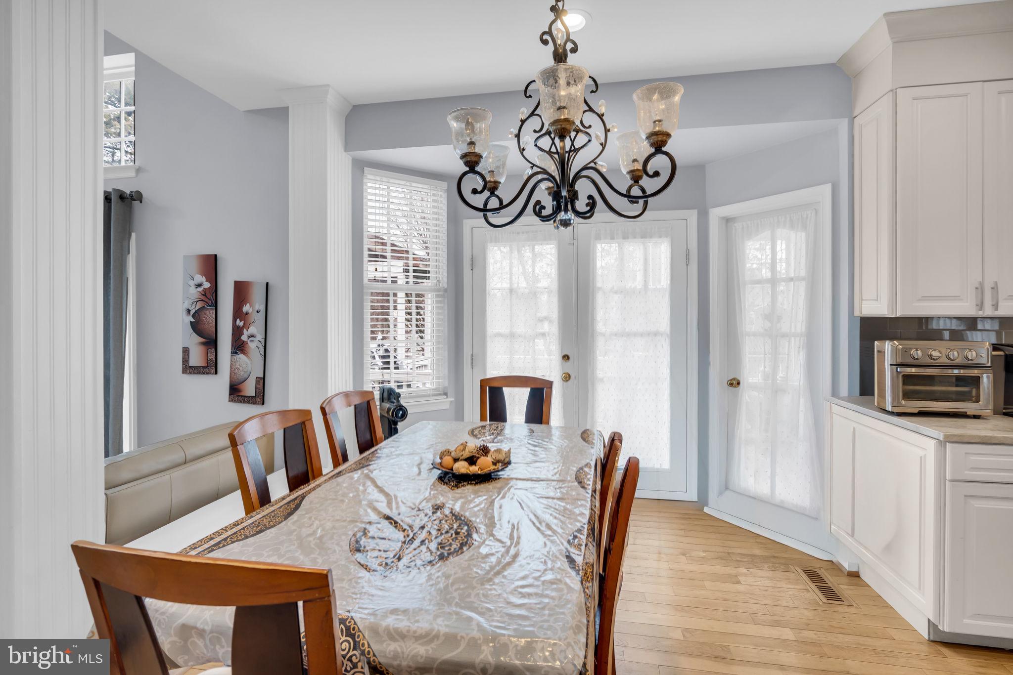 SOUTH RIDING - Residential