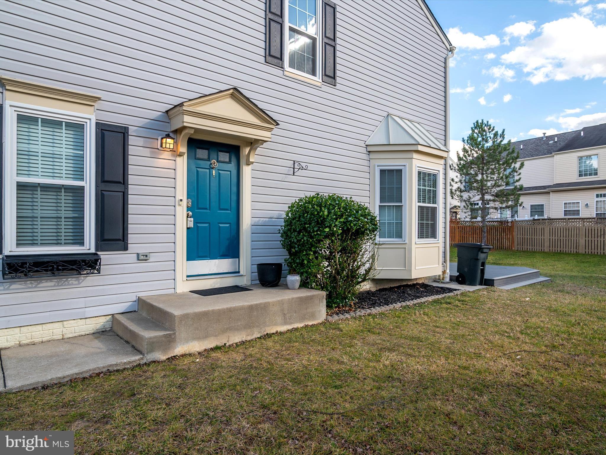 SEVEN OAKS - Residential