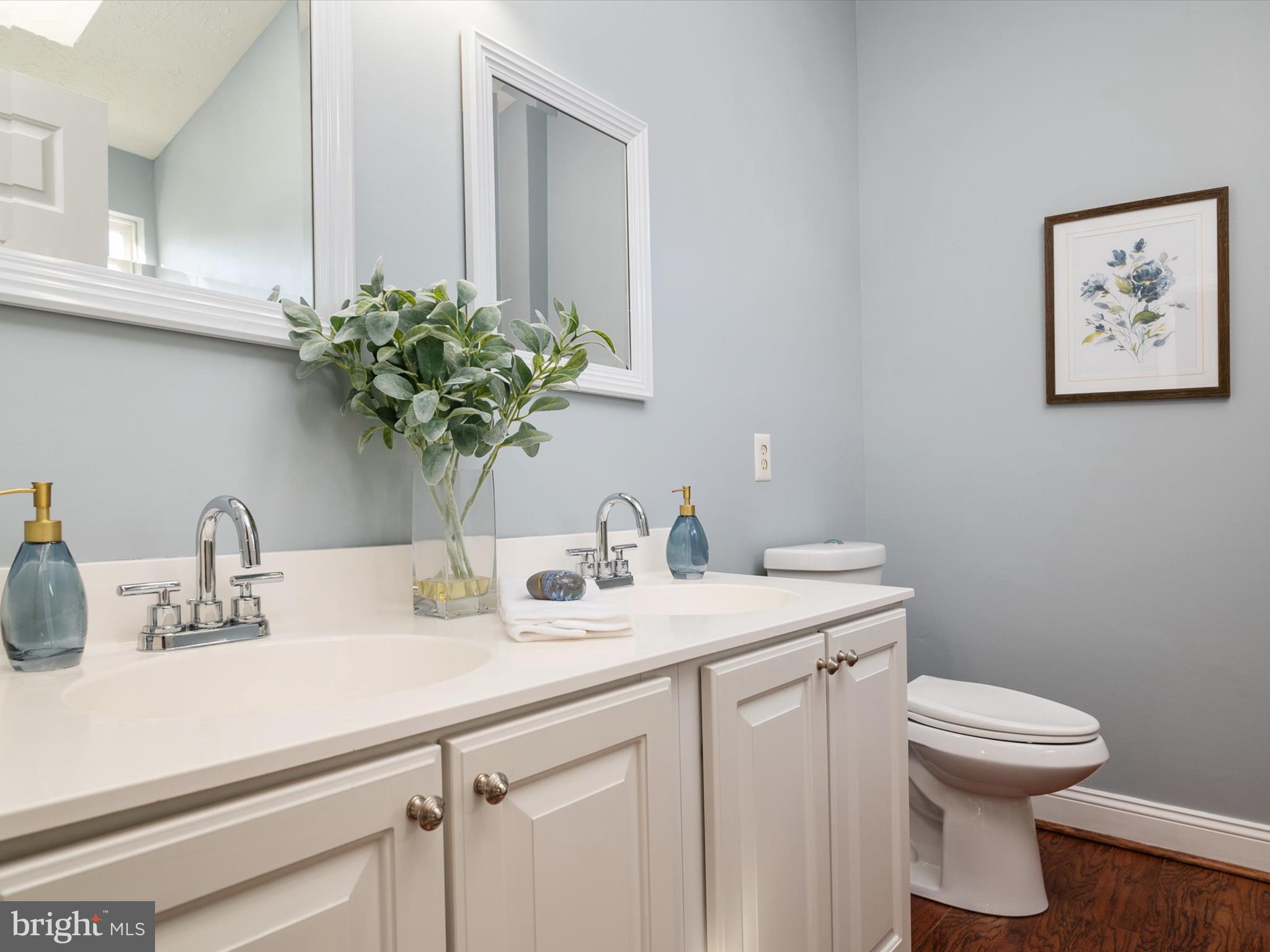 SEVEN OAKS - Residential