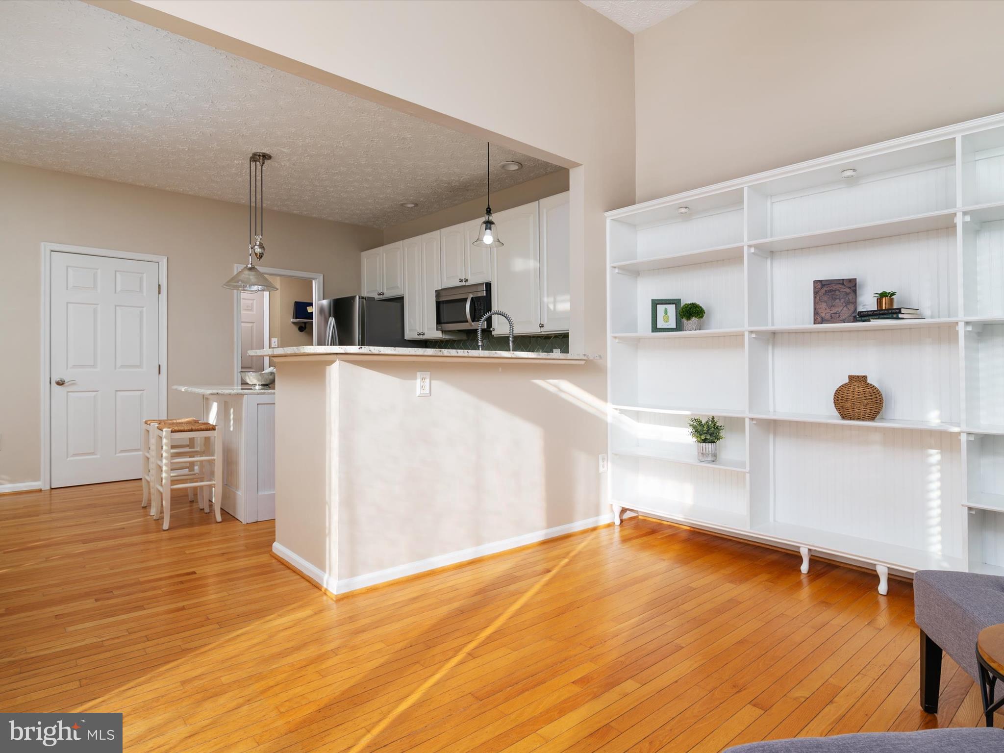 SEVEN OAKS - Residential