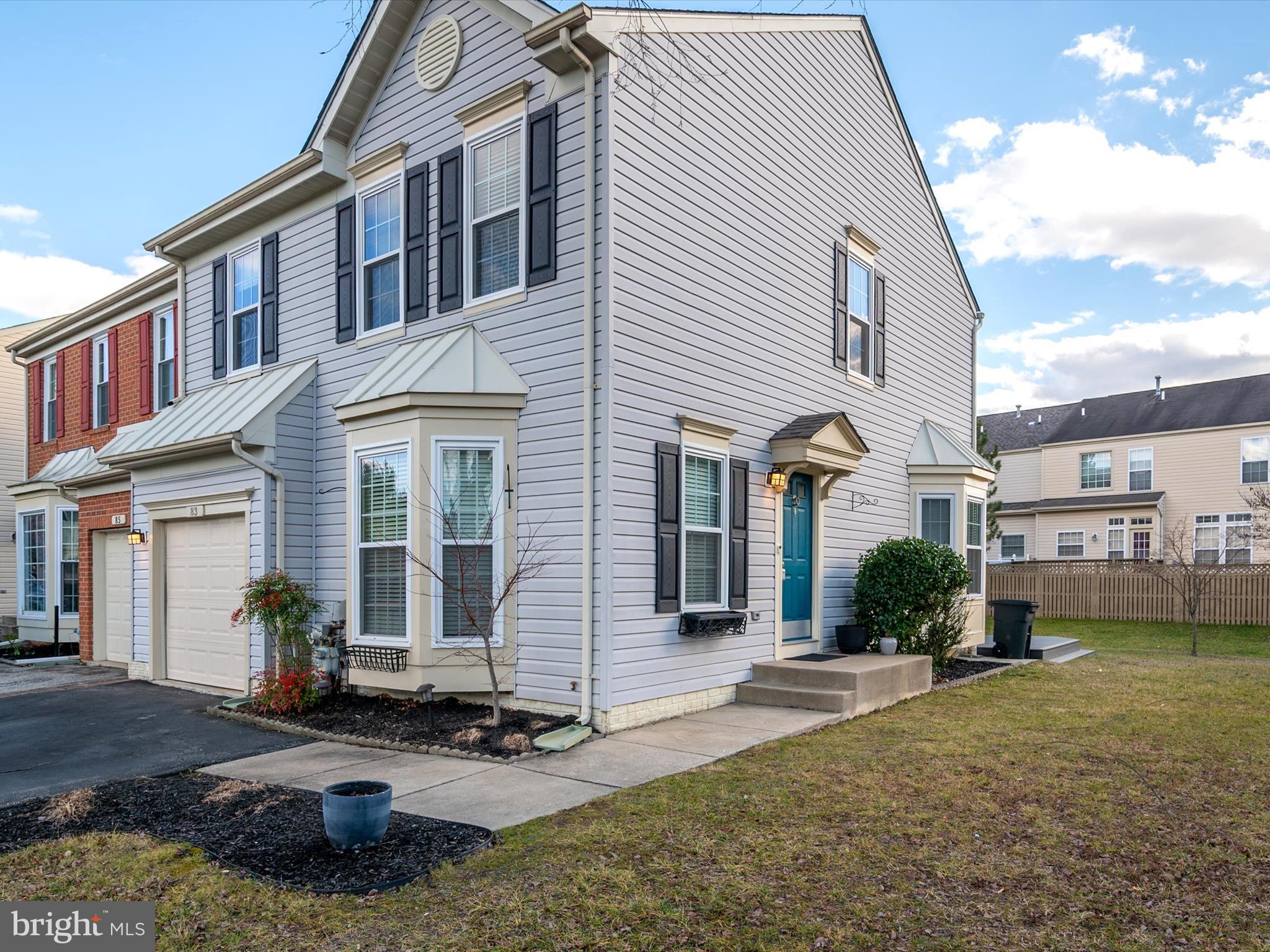 SEVEN OAKS - Residential