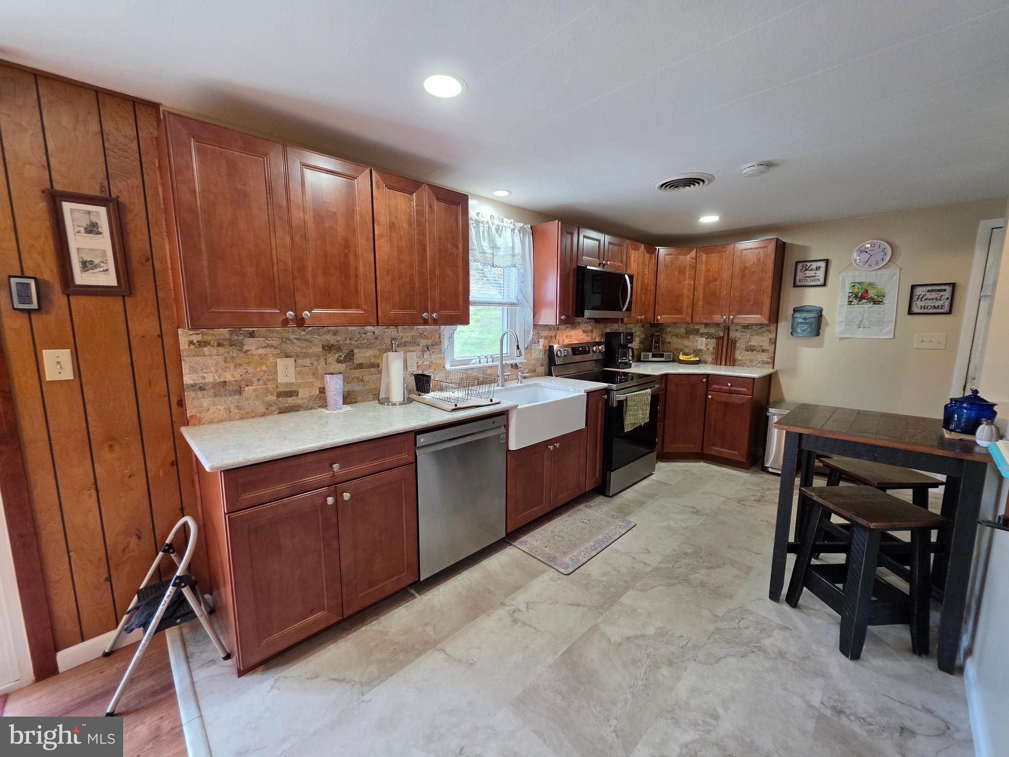 951 JOHNSONS MILL ROAD