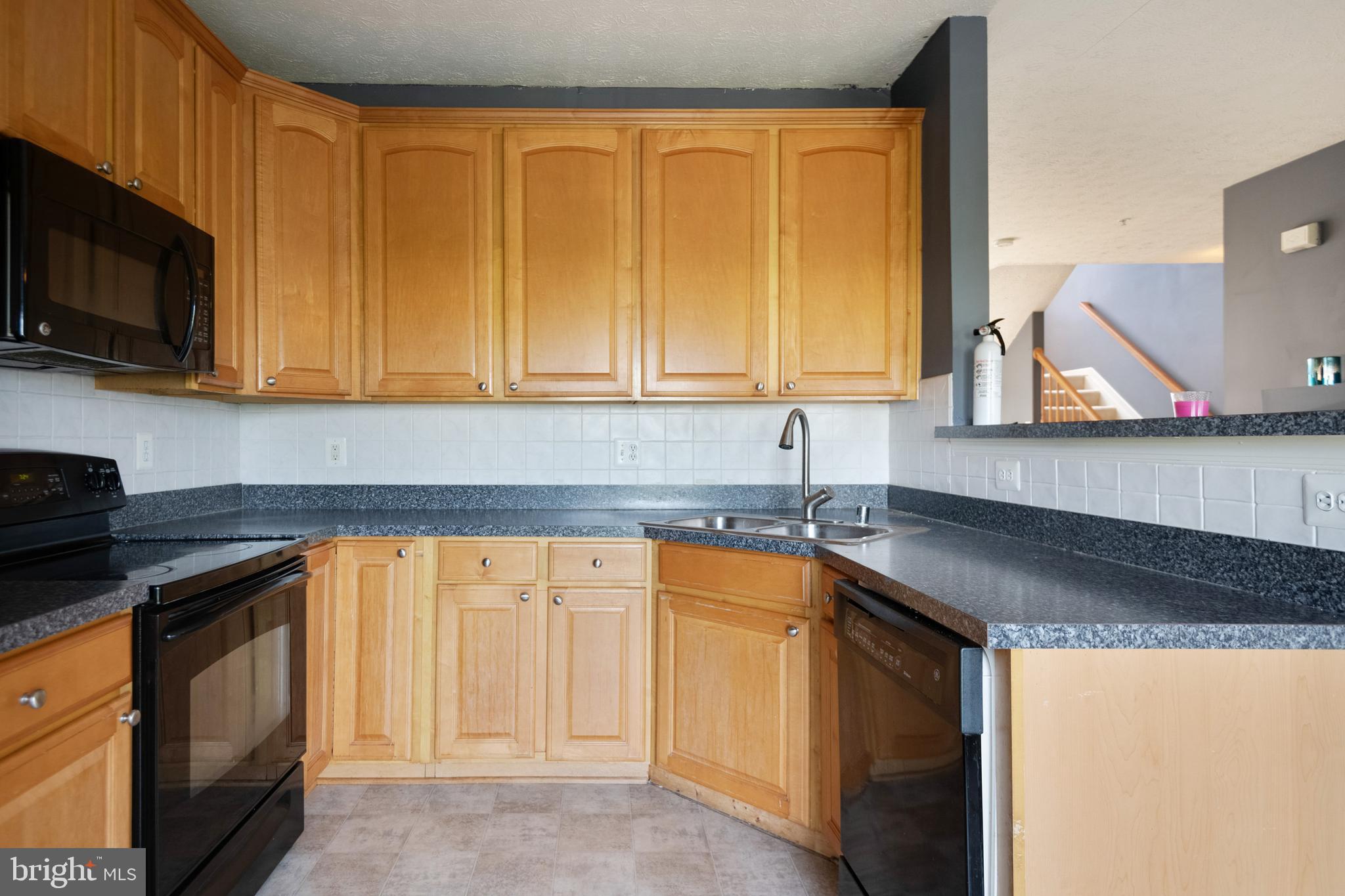 VILLAGE OF MILL RUN - Residential