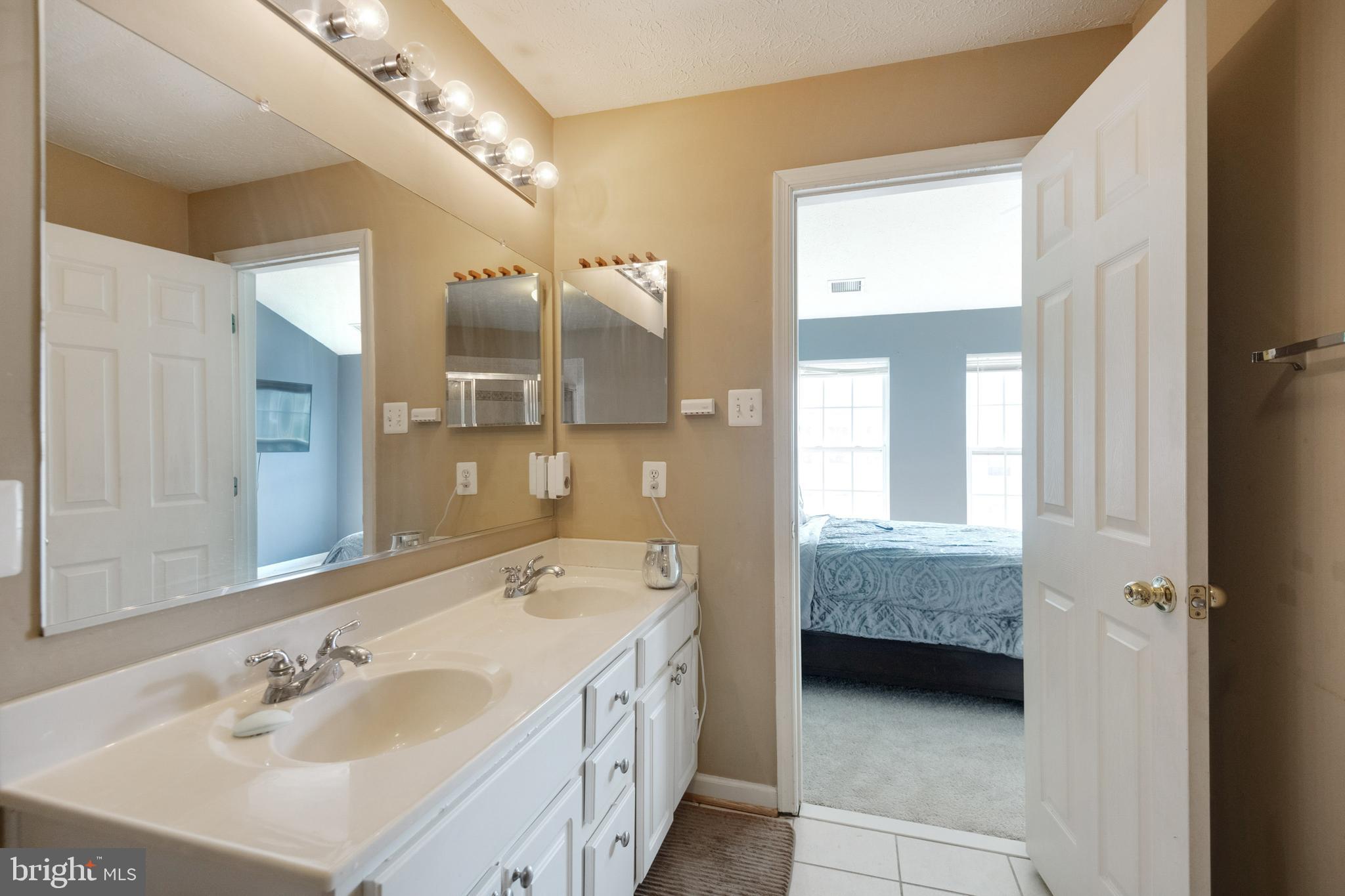 VILLAGE OF MILL RUN - Residential