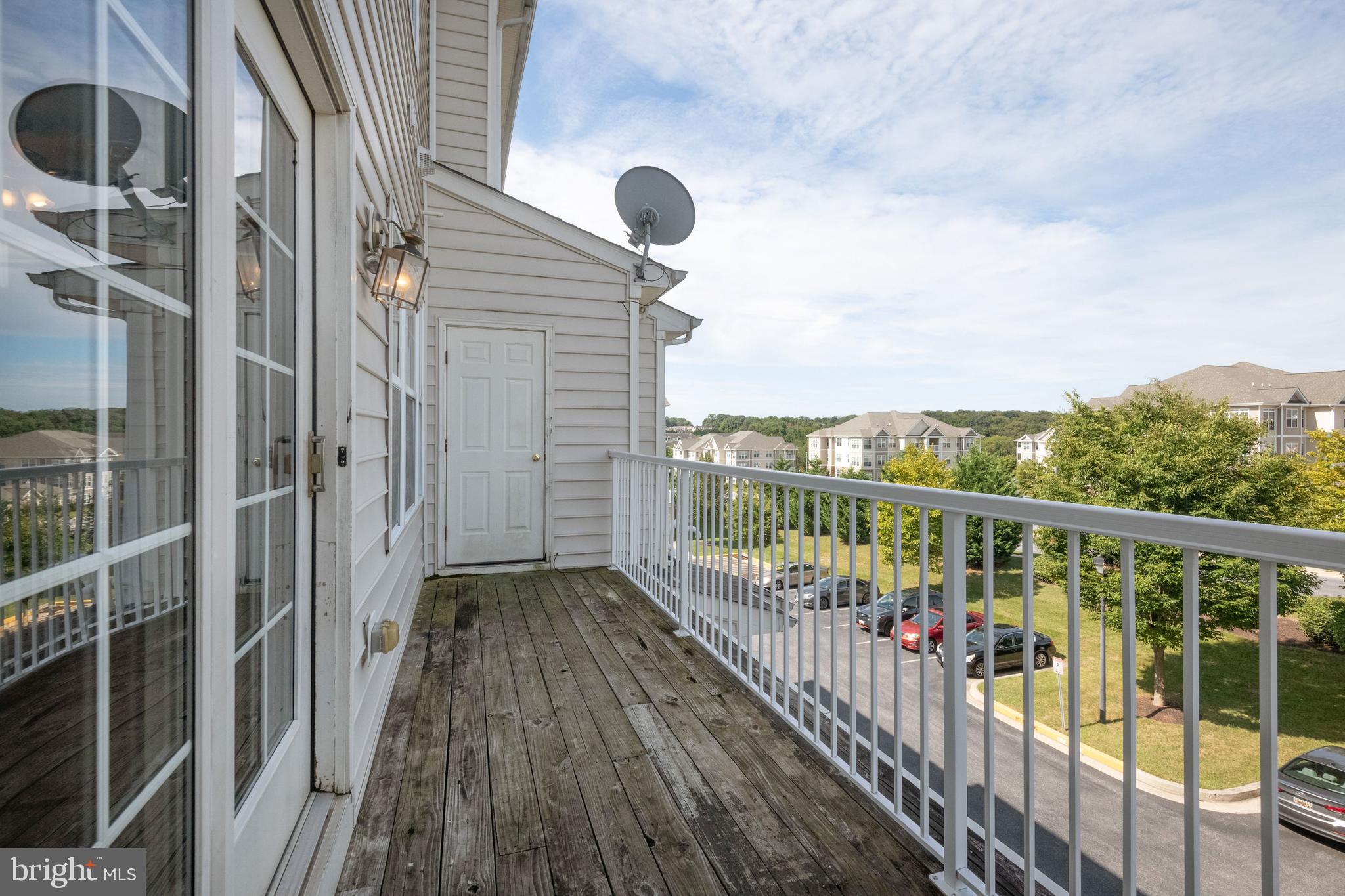 VILLAGE OF MILL RUN - Residential