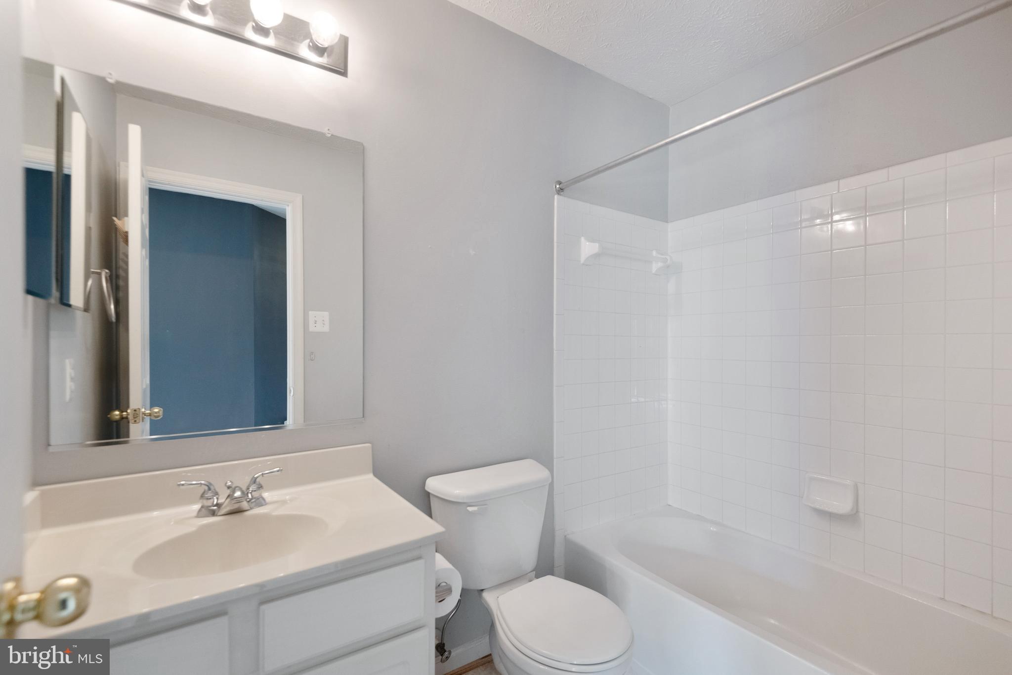 VILLAGE OF MILL RUN - Residential