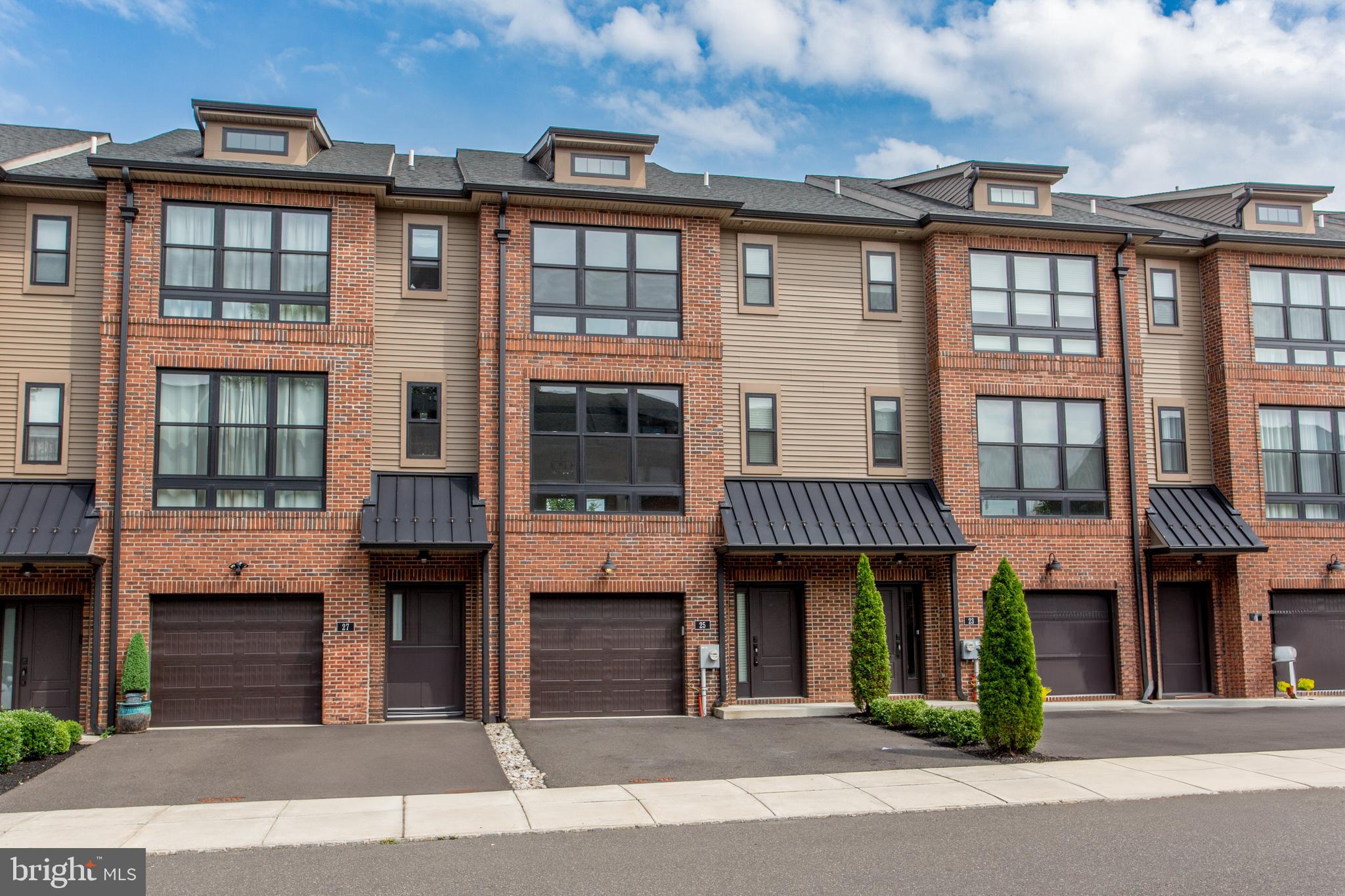 THE BRICKYARD - Residential Lease