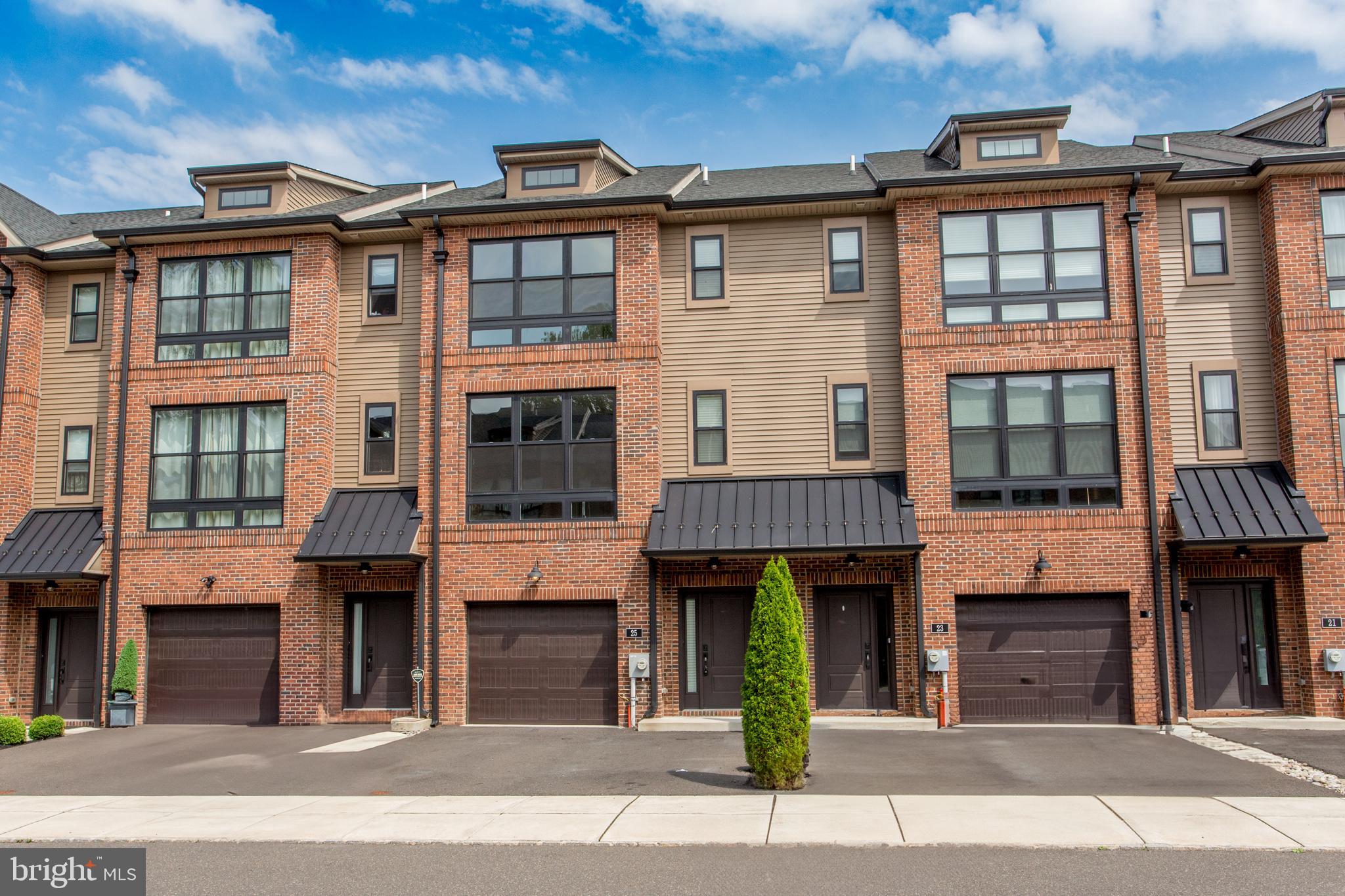 THE BRICKYARD - Residential Lease