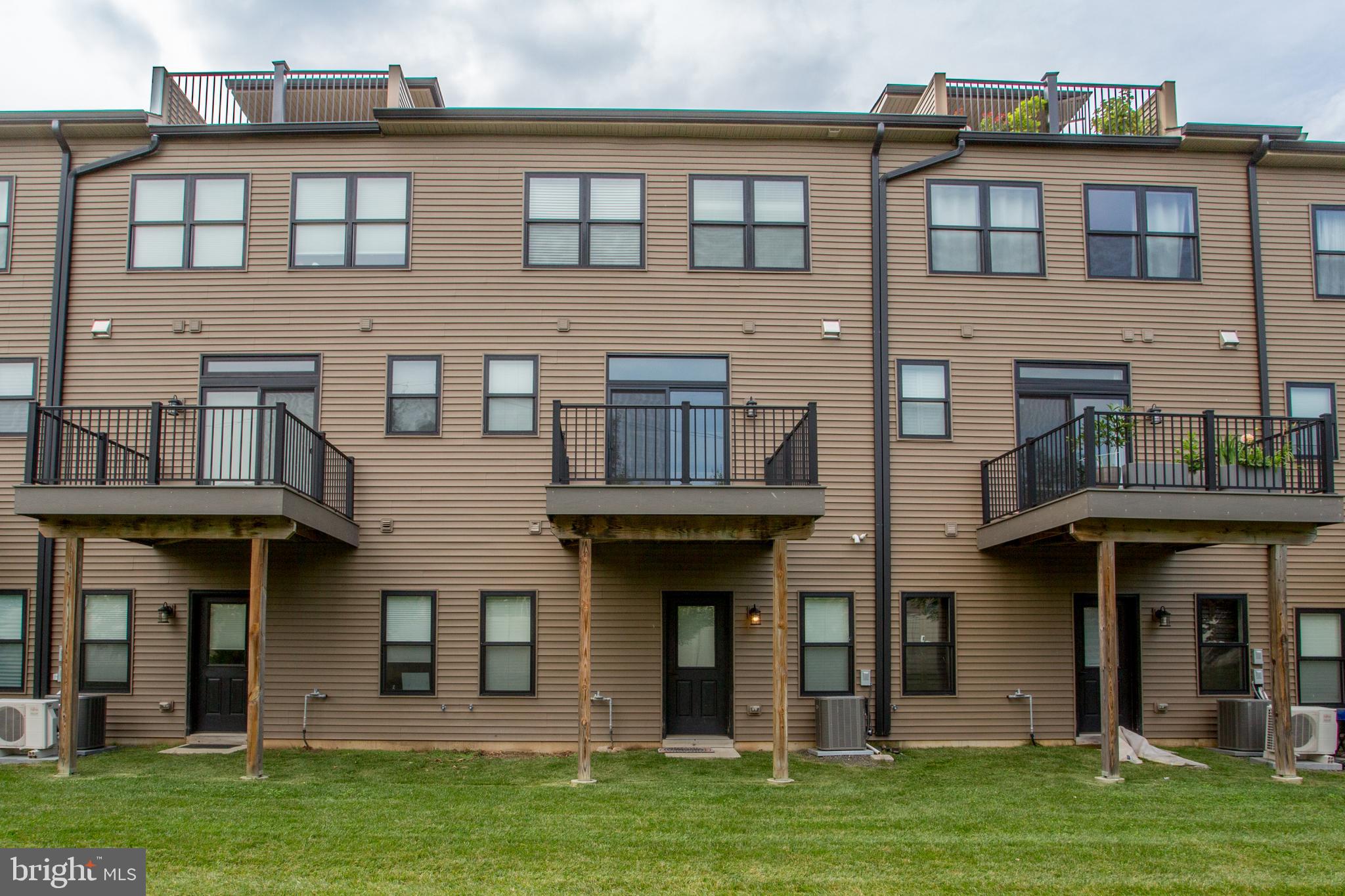 THE BRICKYARD - Residential Lease