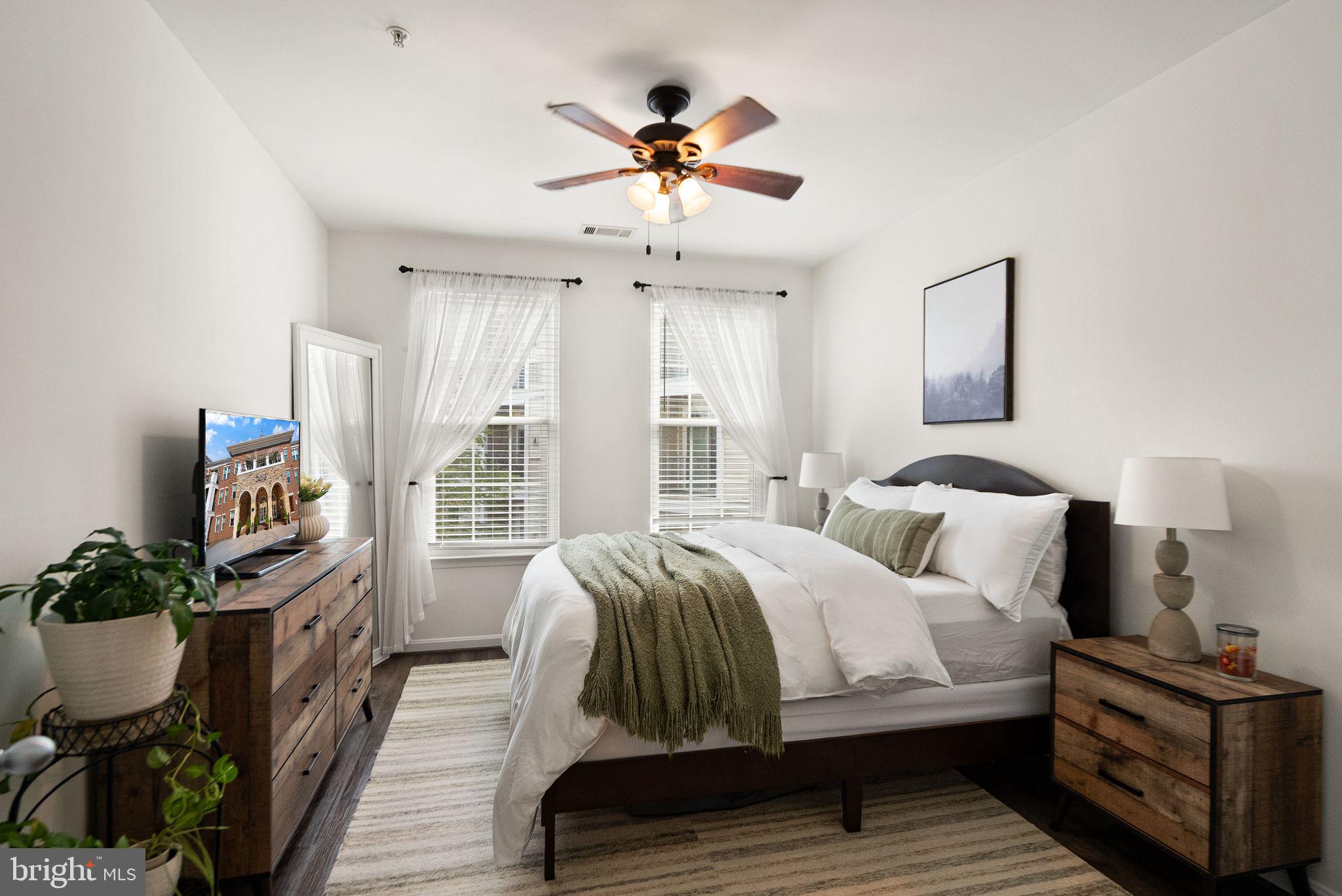 GROVE AT ARLINGTON - Residential