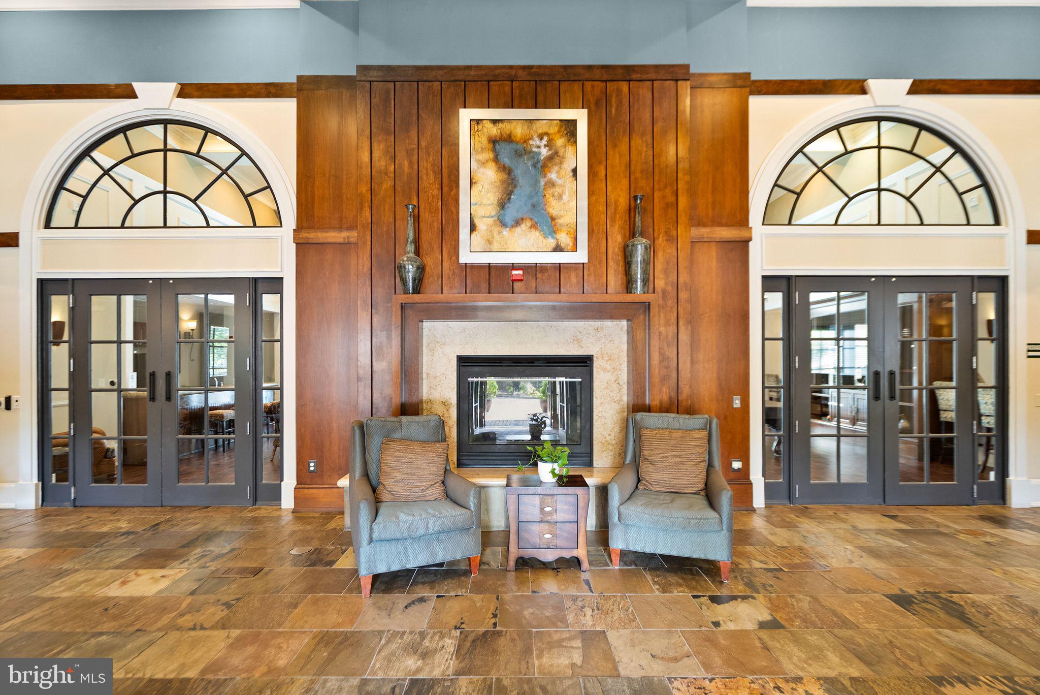 GROVE AT ARLINGTON - Residential