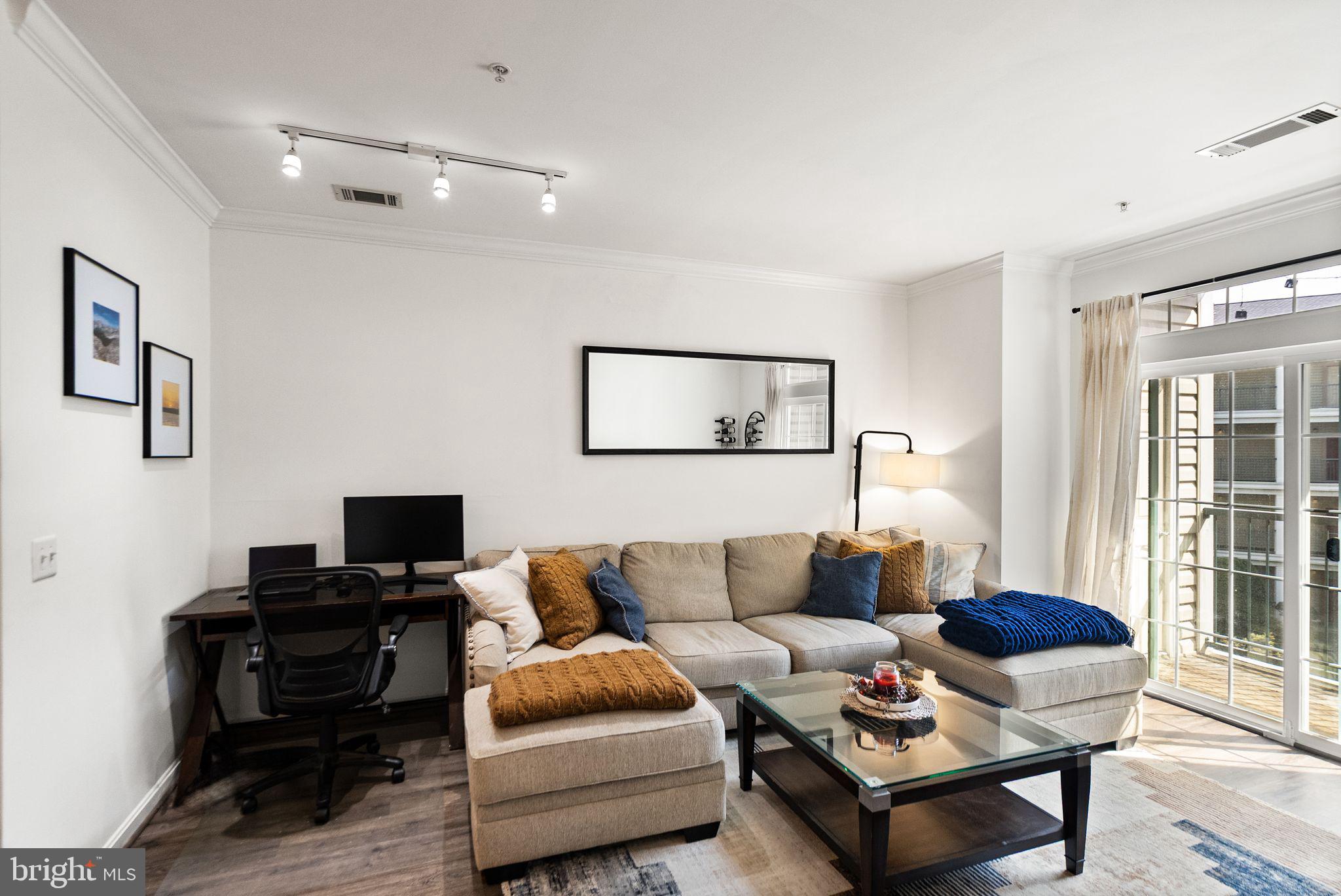 GROVE AT ARLINGTON - Residential