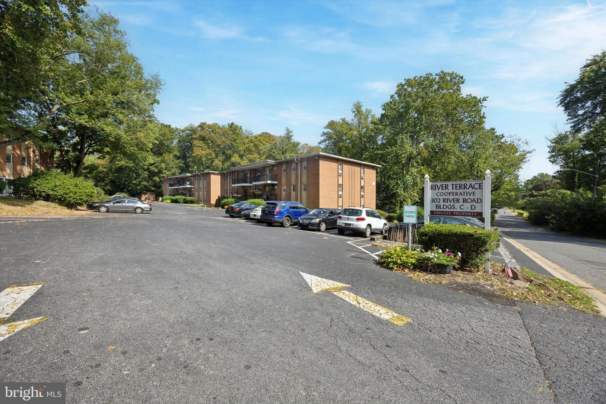 RIVER TERRACE - Residential