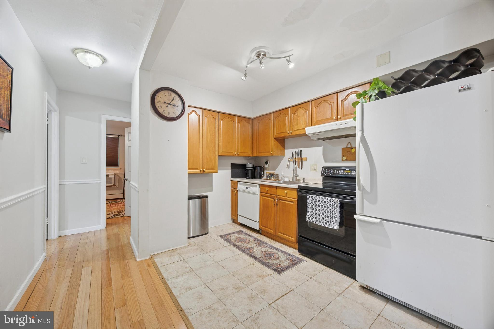 RIVER TERRACE - Residential