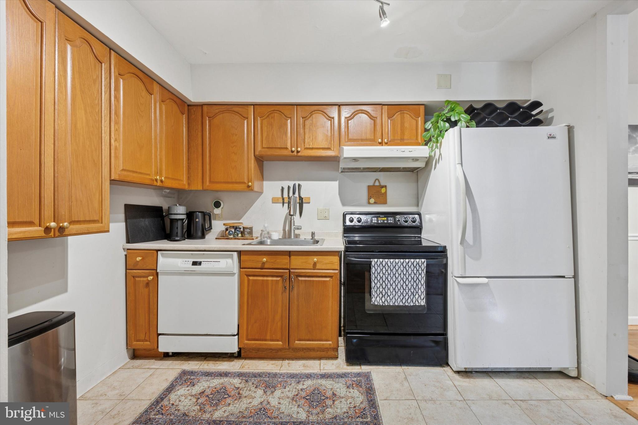 RIVER TERRACE - Residential